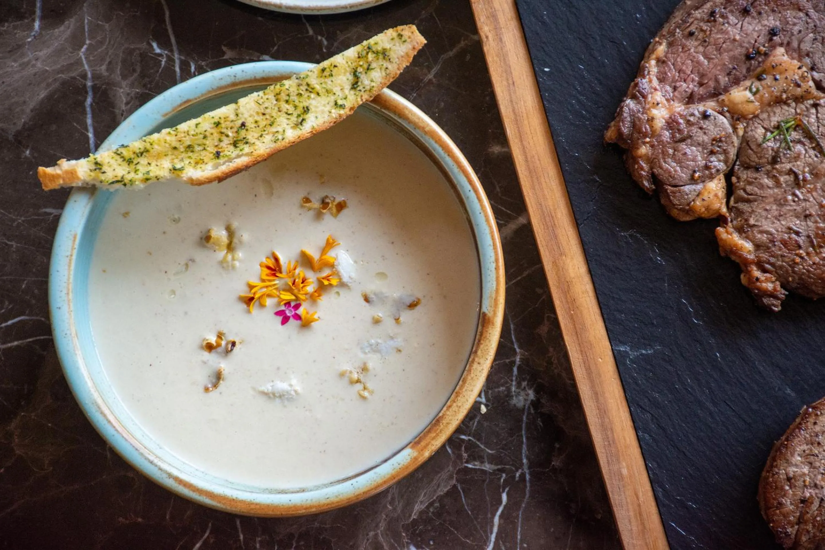 Food in Grand Richmond Stylish Convention Hotel