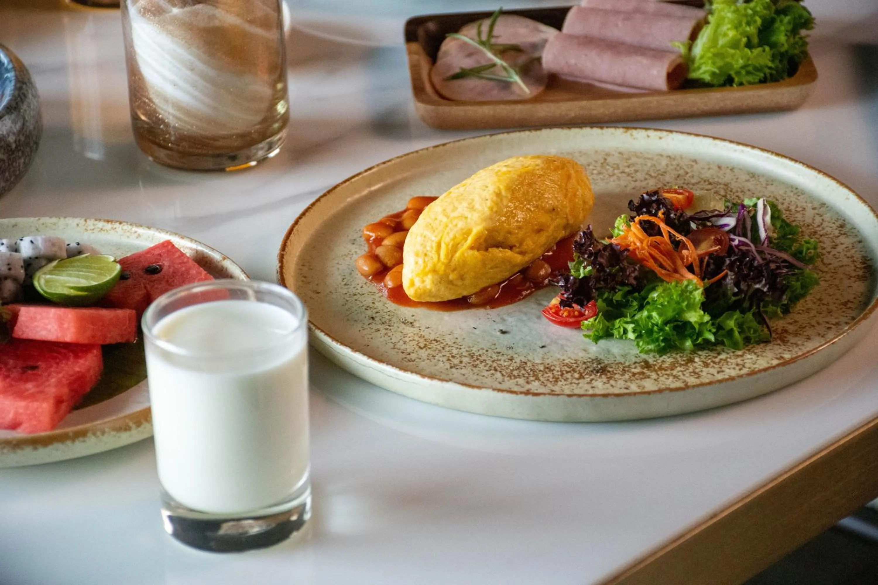 Breakfast in Grand Richmond Stylish Convention Hotel