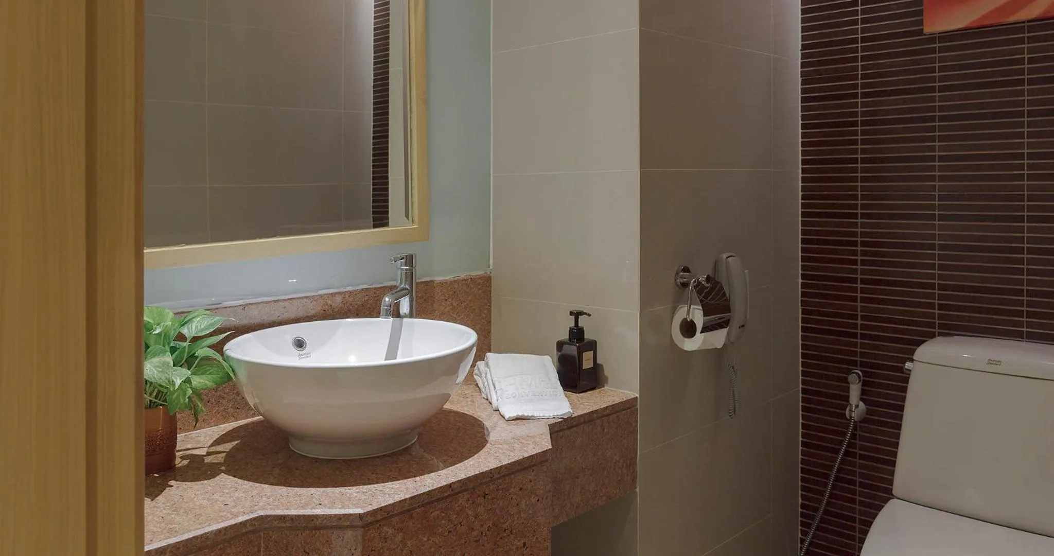 Bathroom in Grand Richmond Stylish Convention Hotel