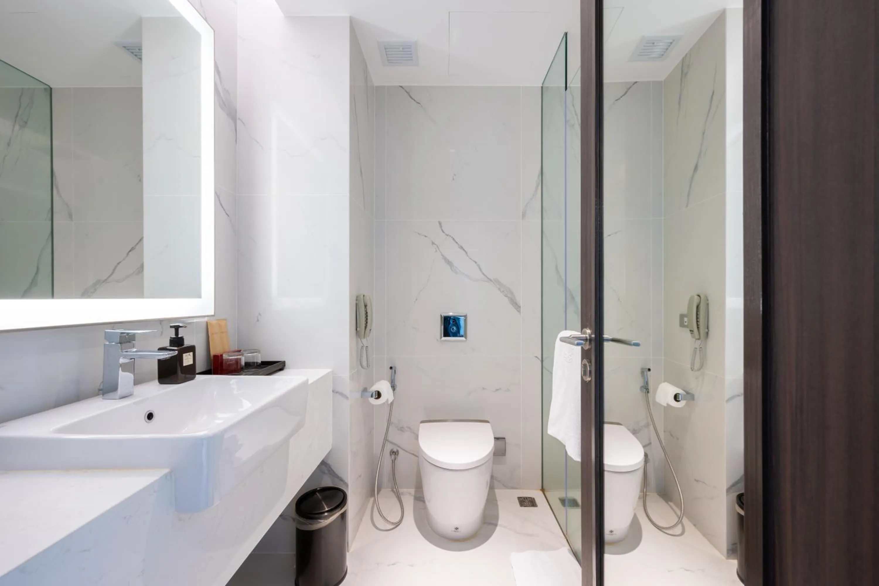 Bathroom in Grand Richmond Stylish Convention Hotel