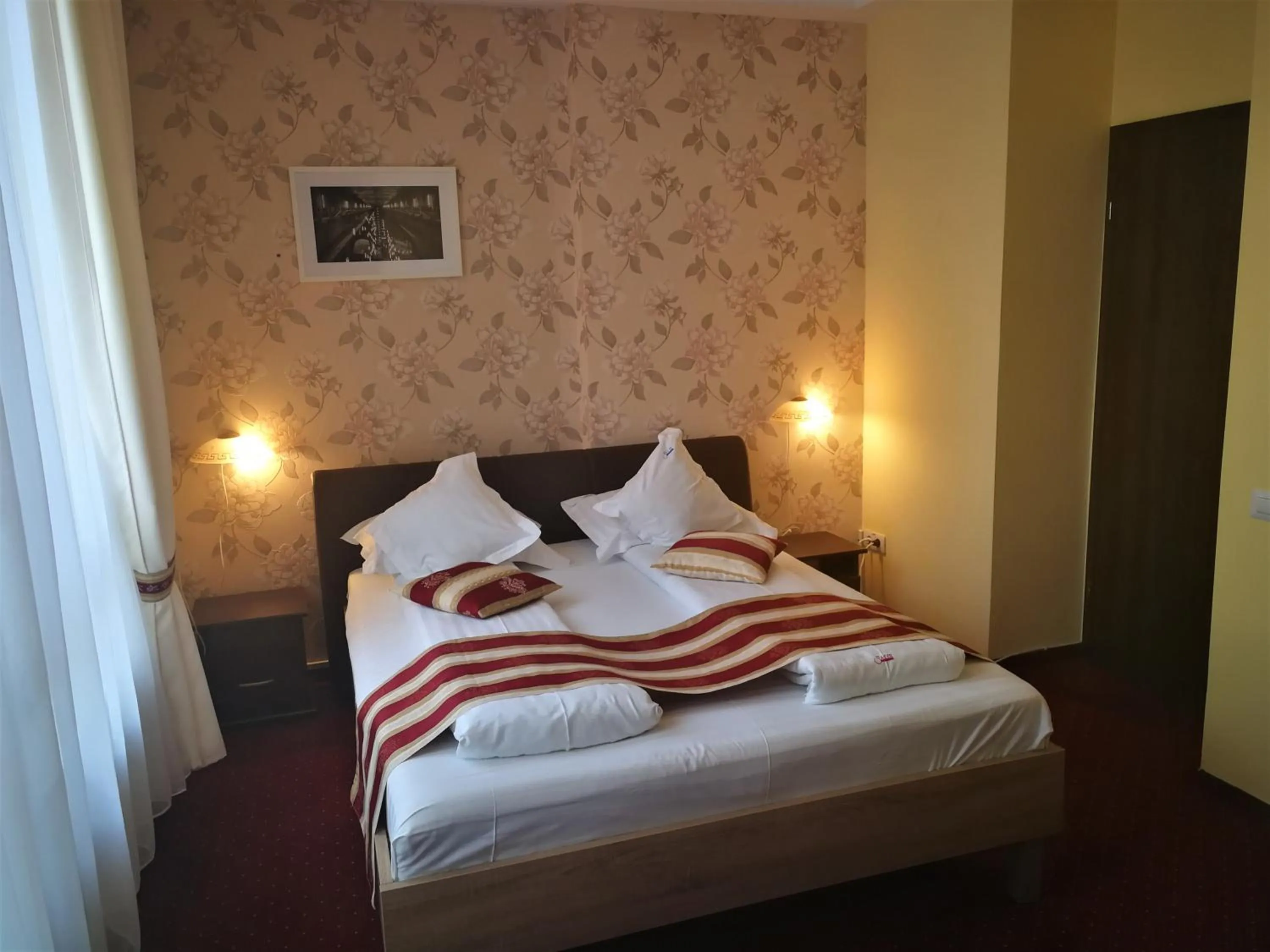 Bed in Salis Hotel & Medical Spa