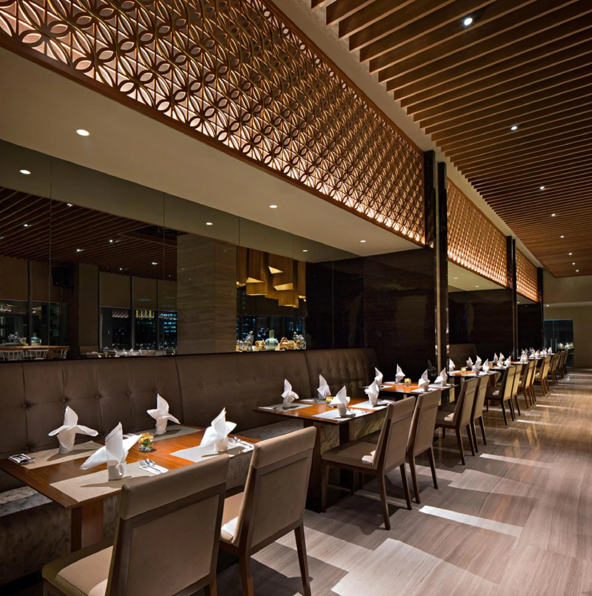 Restaurant/places to eat in AONE Hotel