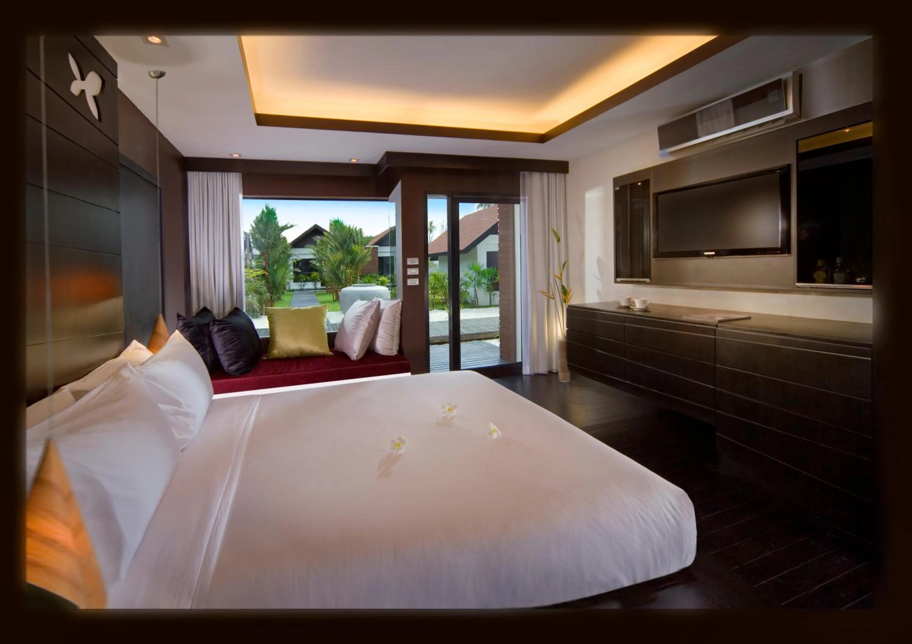 Photo of the whole room, Bed in Aava Resort and Spa