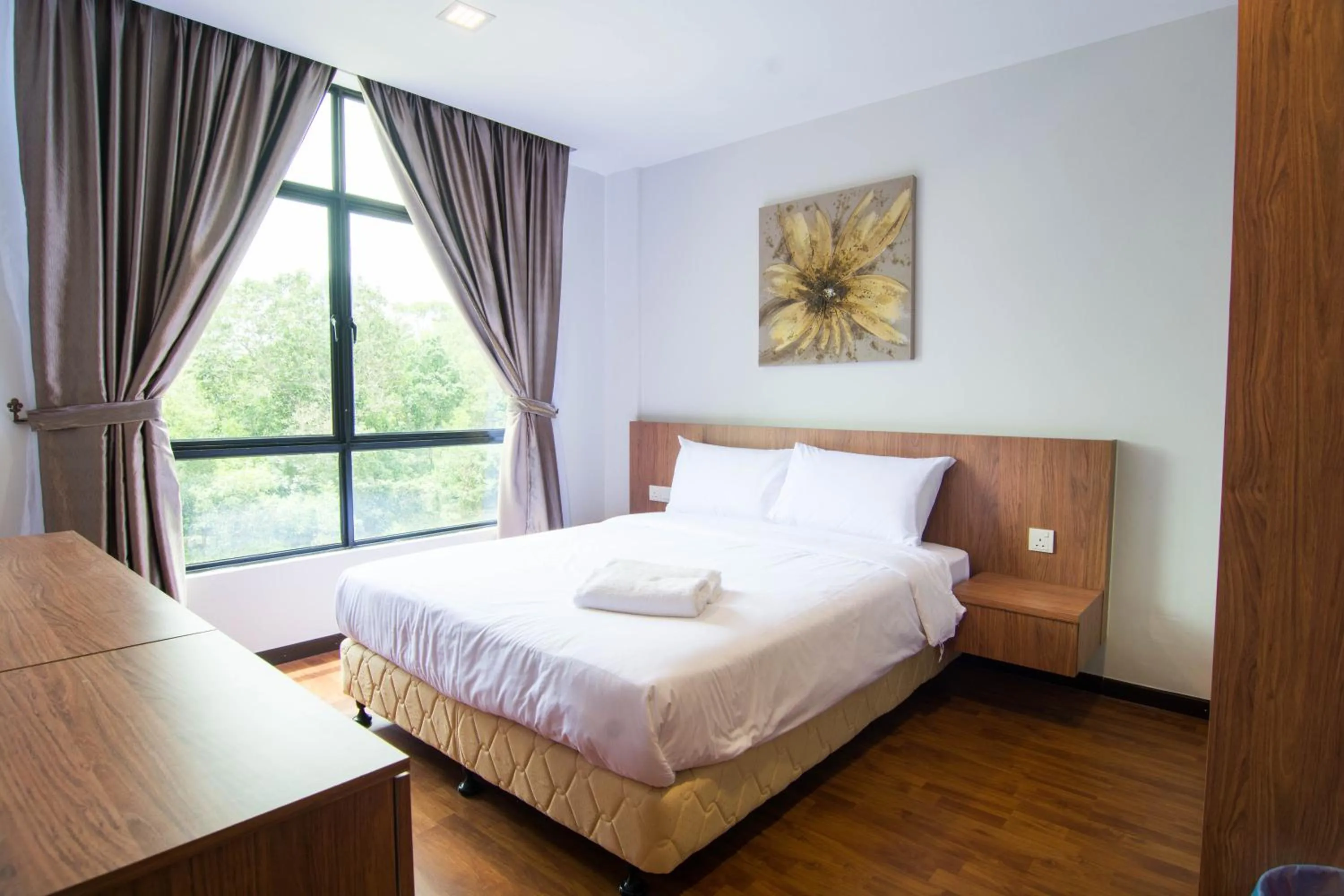 Photo of the whole room, Bed in Holiday Homes At Samsuria Resort