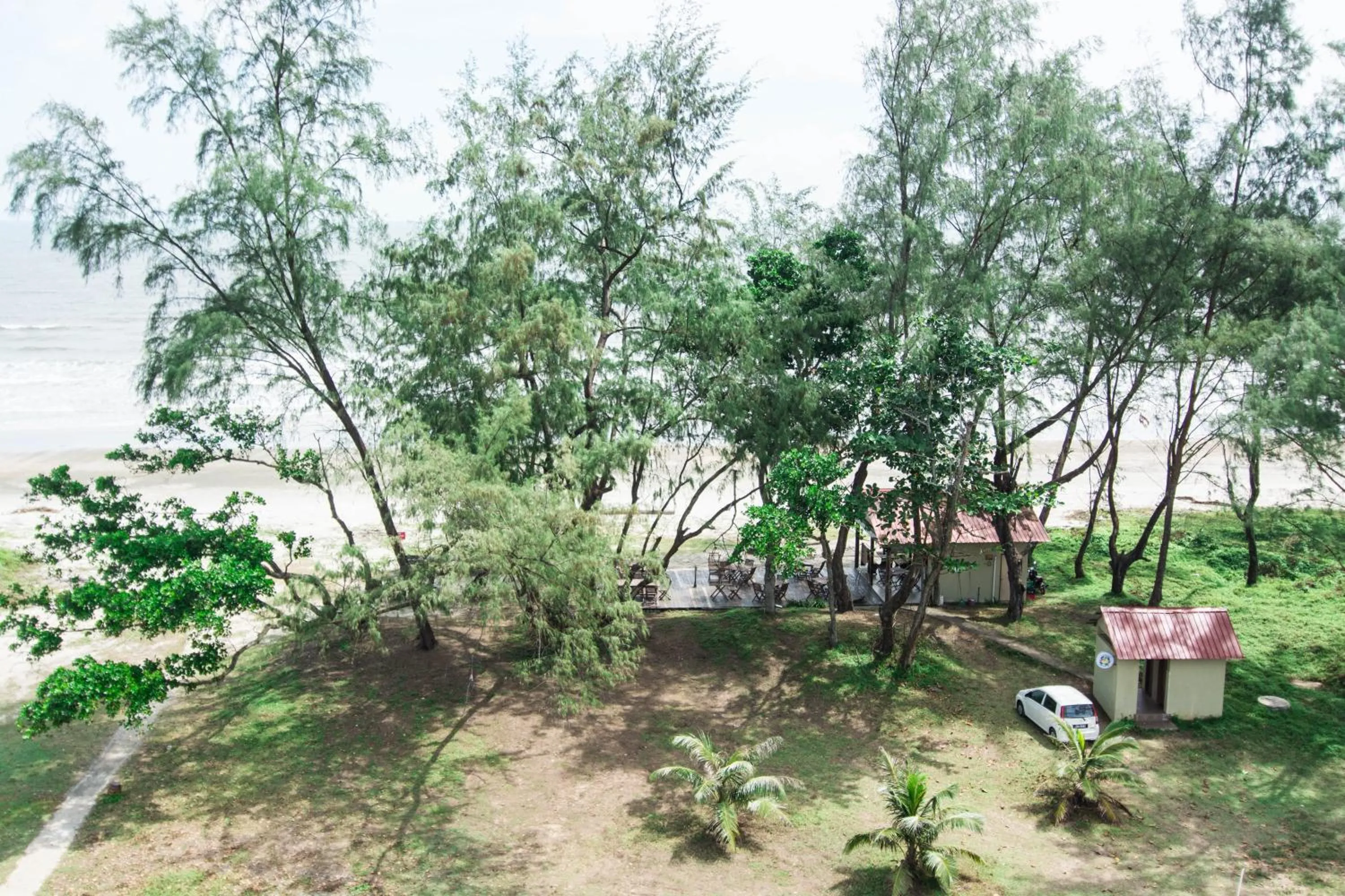 Alcoholic drinks in Holiday Homes At Samsuria Resort