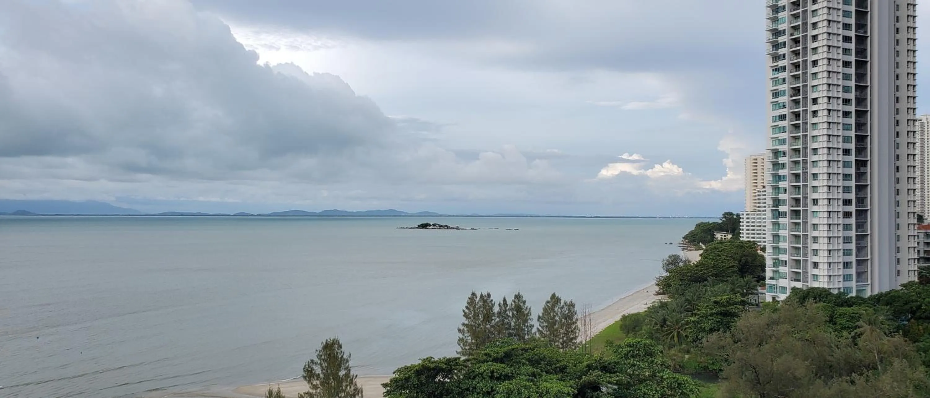 Natural landscape in Leisure Cove Hotel and Apartments