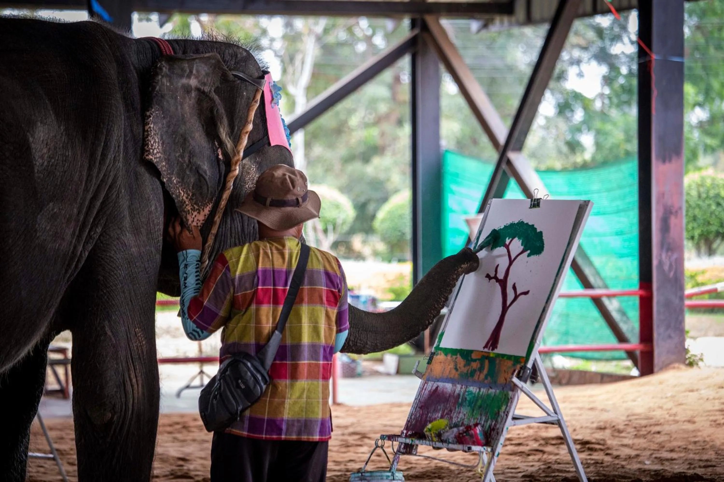 Nearby landmark in Thong Tarin Hotel