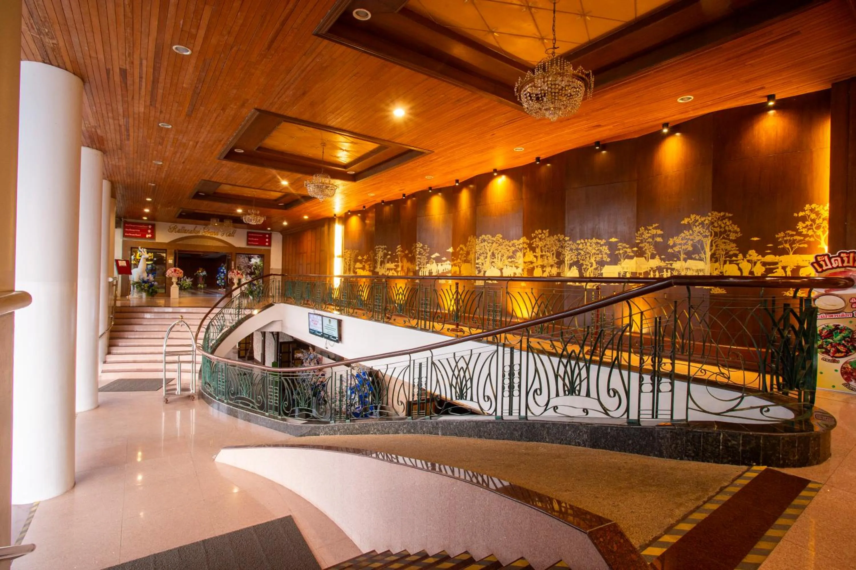 Property building in Thong Tarin Hotel