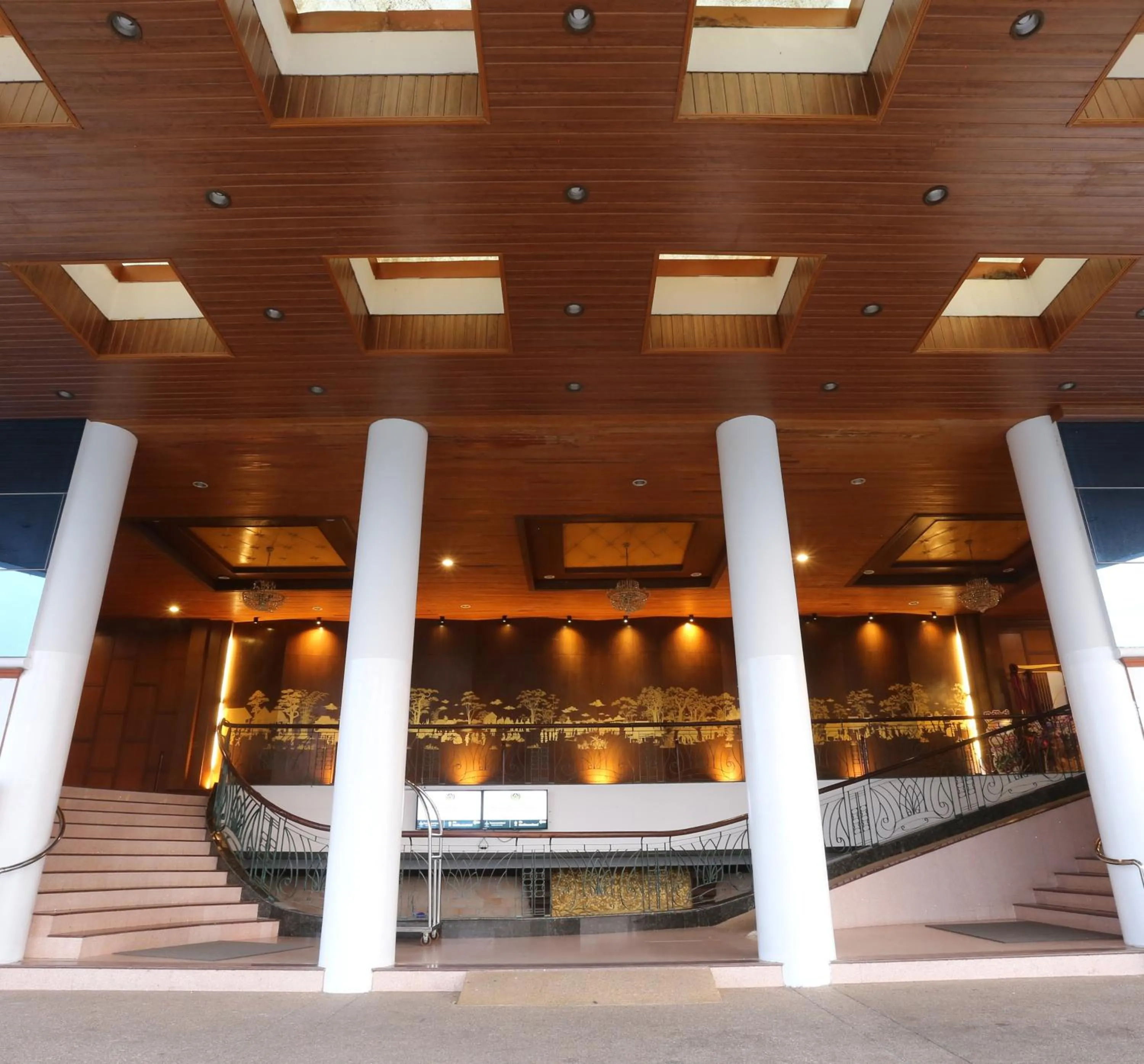 Facade/entrance in Thongtarin Hotel