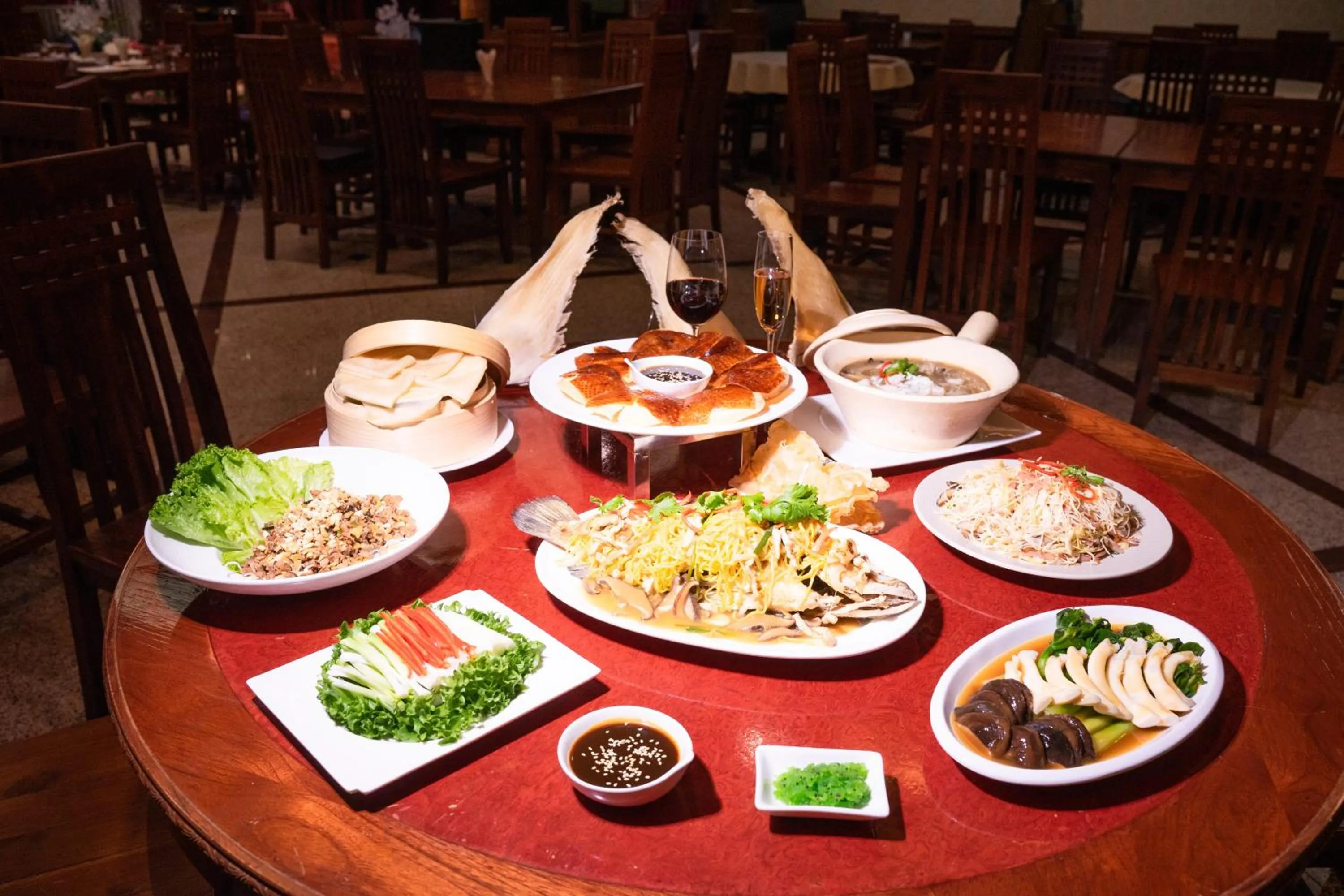 Restaurant/places to eat in Thongtarin Hotel