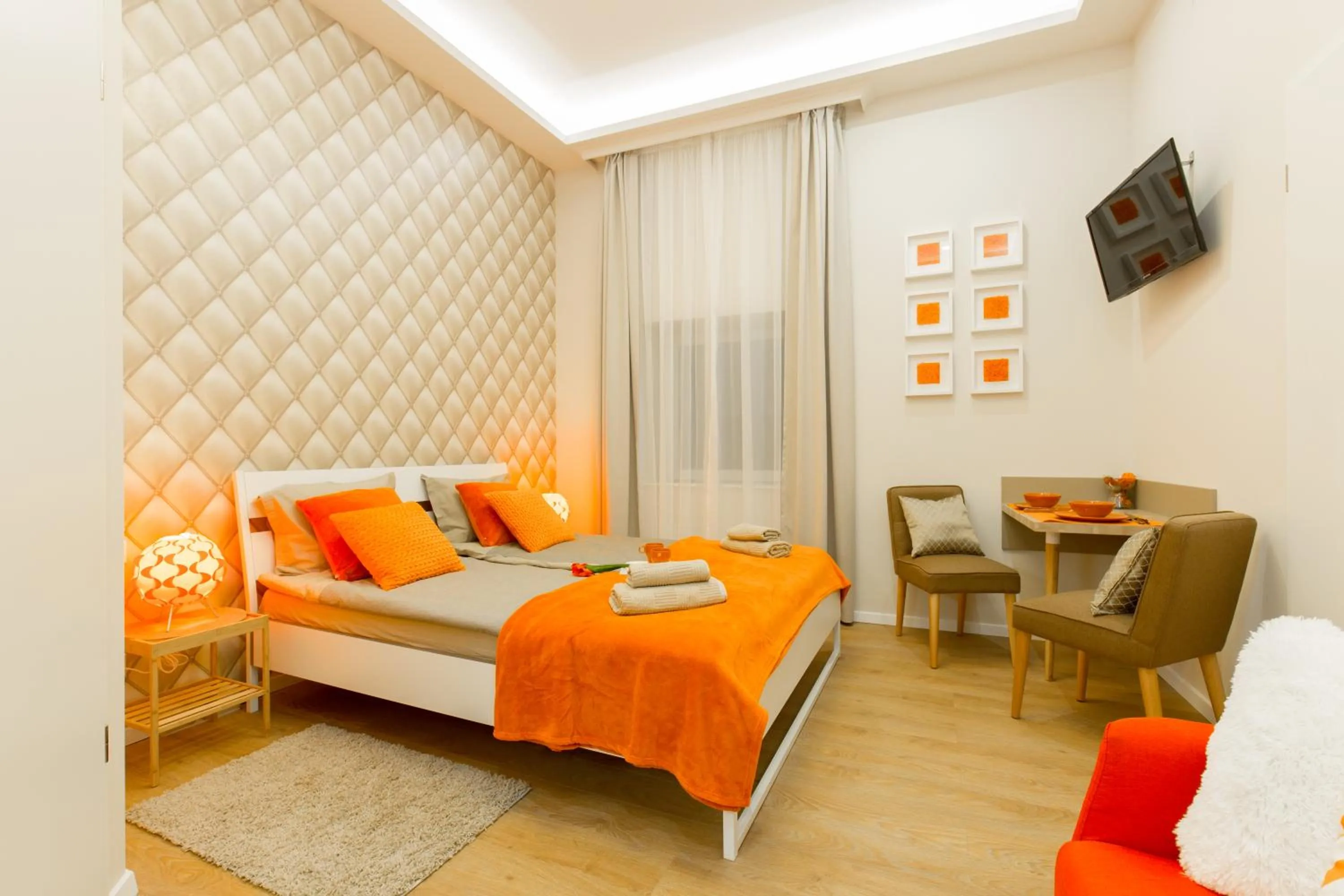 Photo of the whole room, Bed in Budapest Holiday Colours