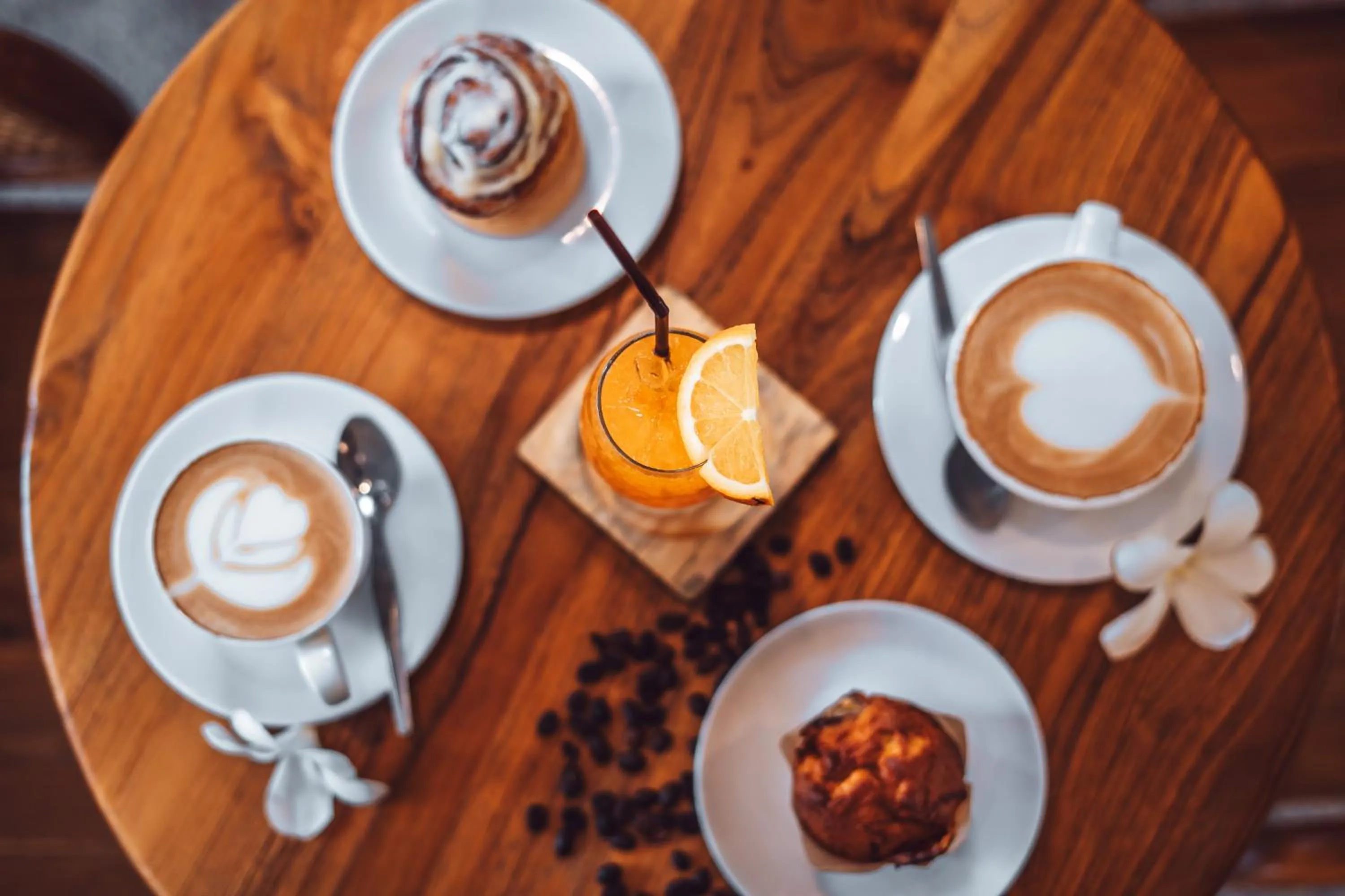 Lounge or bar in Dusit Buncha Koh Tao by Riya Group