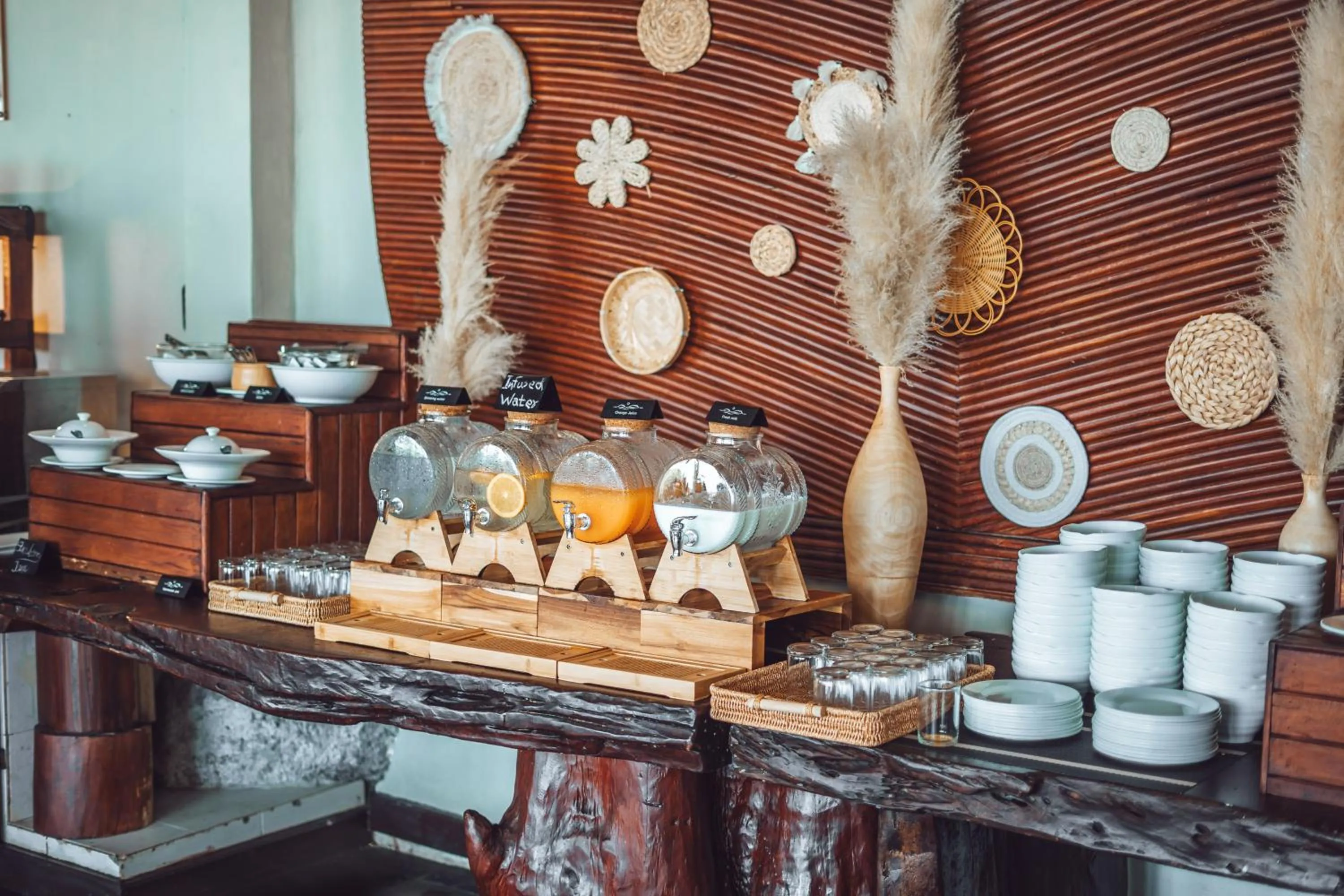 Breakfast in Dusit Buncha Koh Tao by Riya Group