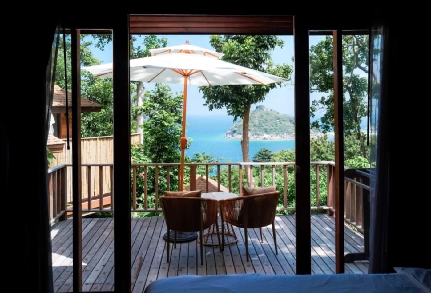 Balcony/Terrace in Dusit Buncha Koh Tao by Riya Group