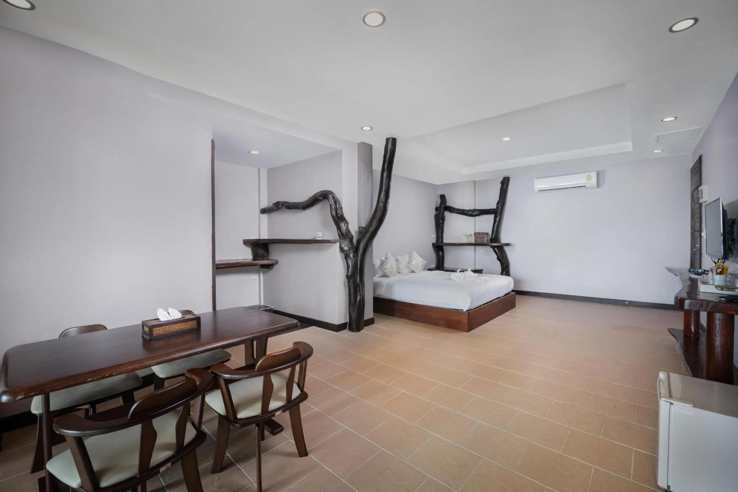 Photo of the whole room in Dusit Buncha Koh Tao by Riya Group