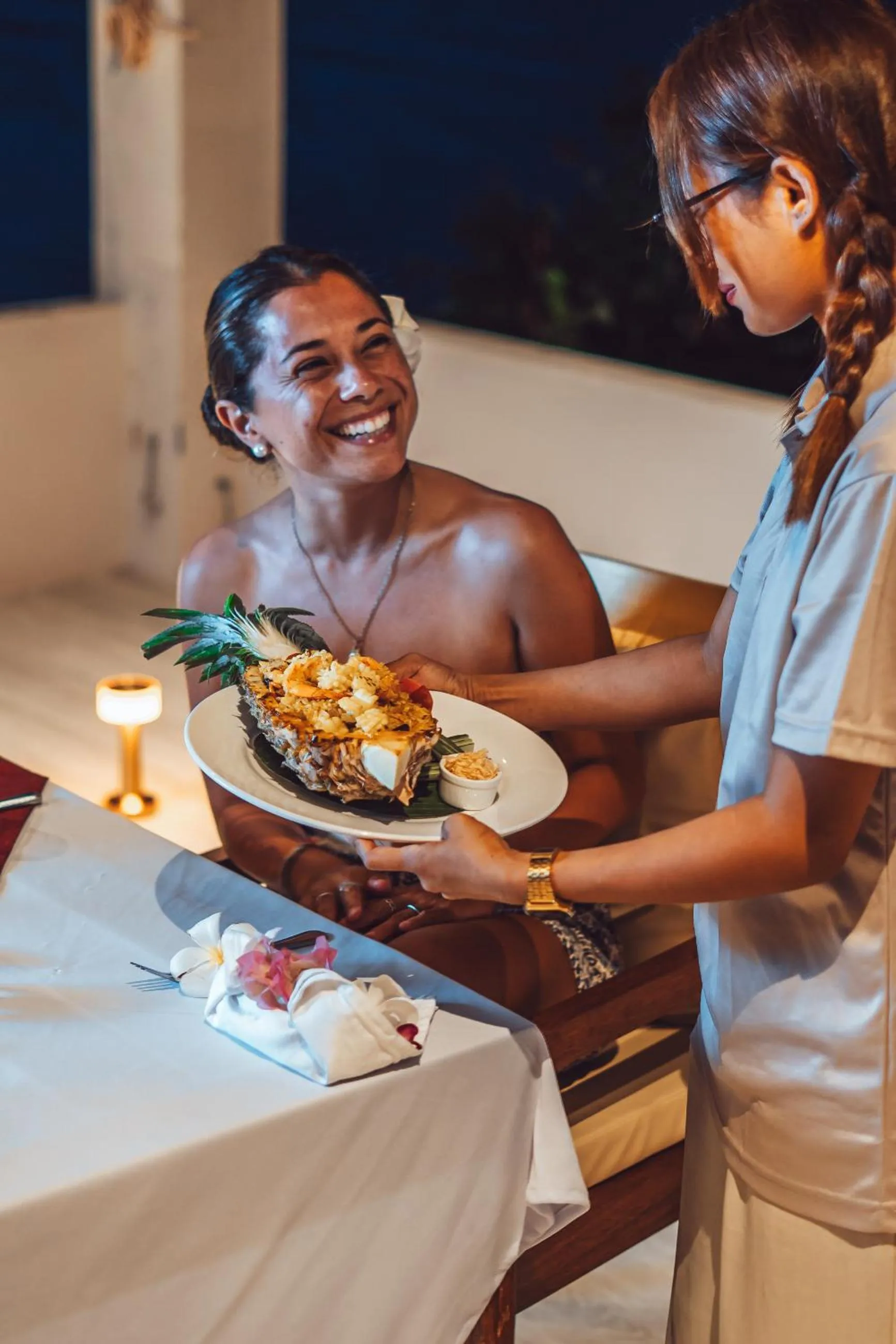 Restaurant/places to eat in Dusit Buncha Koh Tao by Riya Group