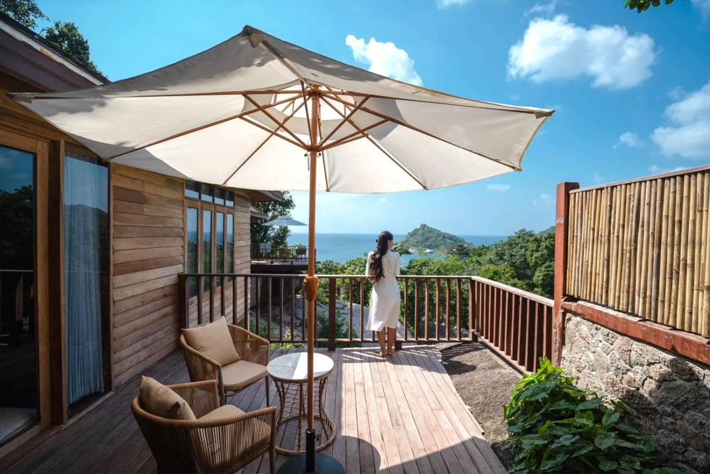 Patio in Dusit Buncha Koh Tao by Riya Group