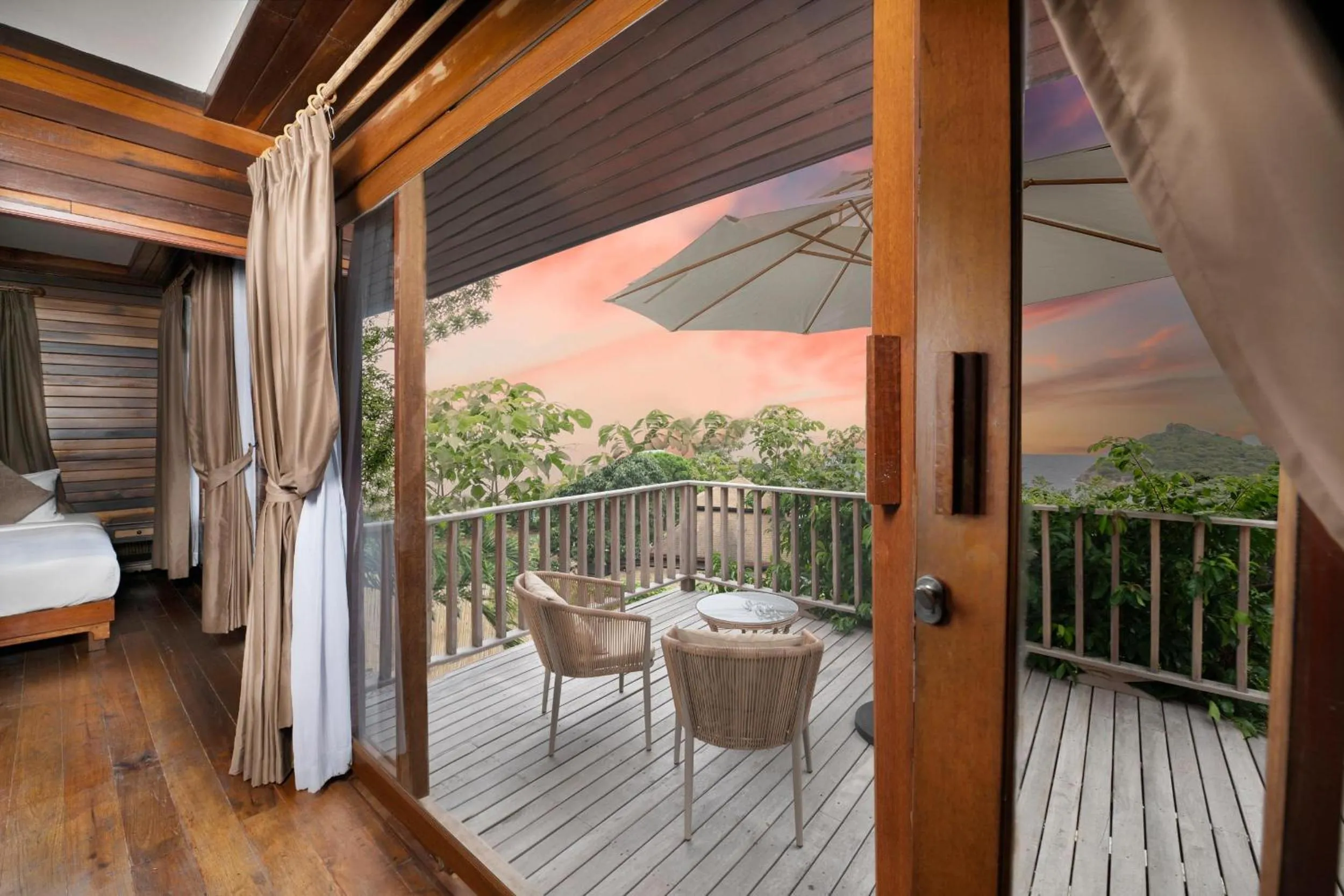 Balcony/Terrace in Dusit Buncha Koh Tao by Riya Group