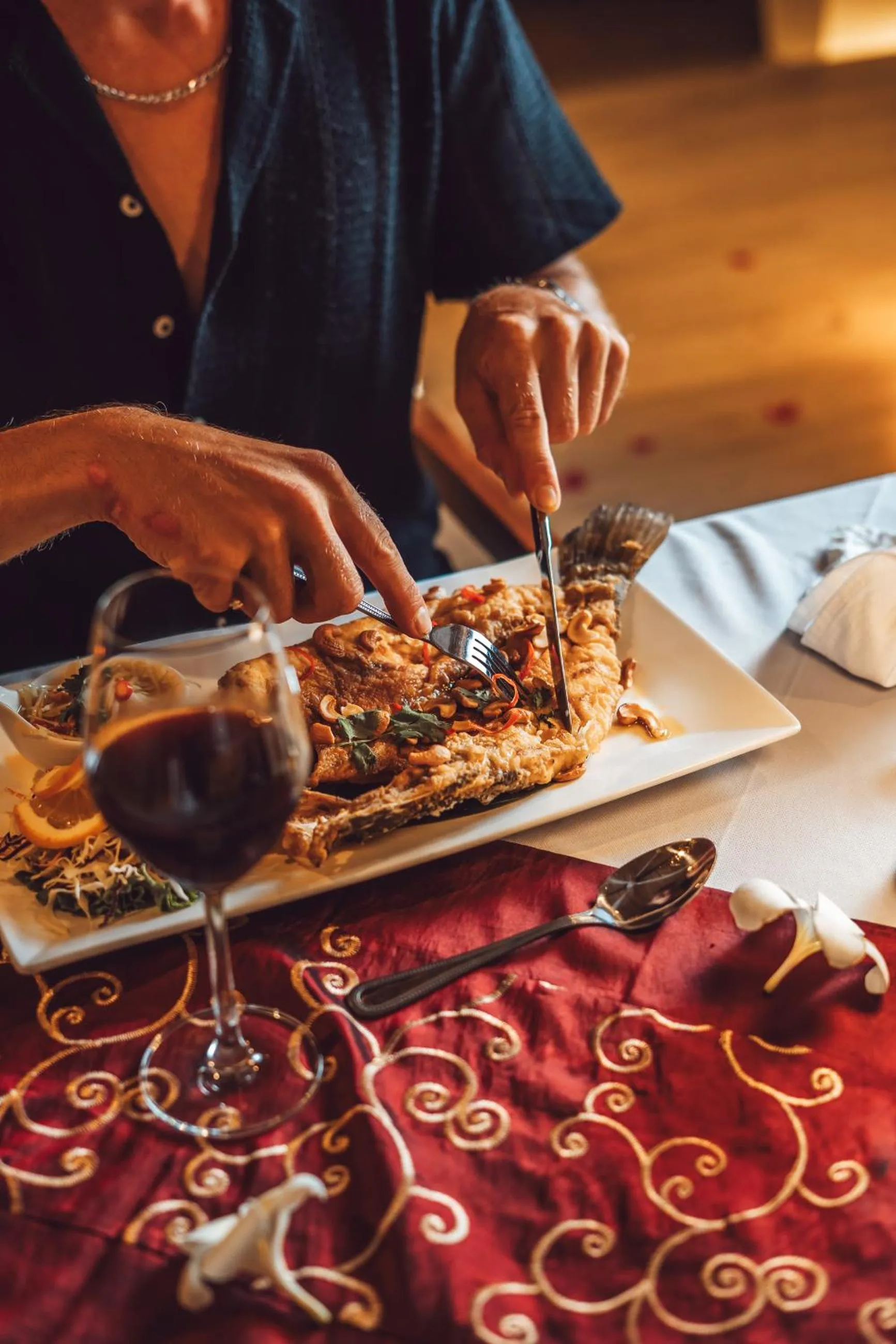 Restaurant/places to eat in Dusit Buncha Koh Tao by Riya Group