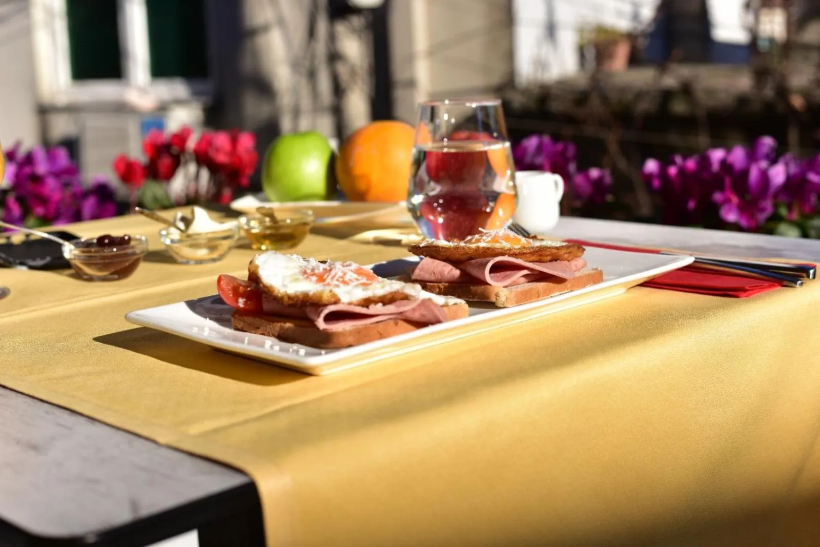 Breakfast in New W Hotel