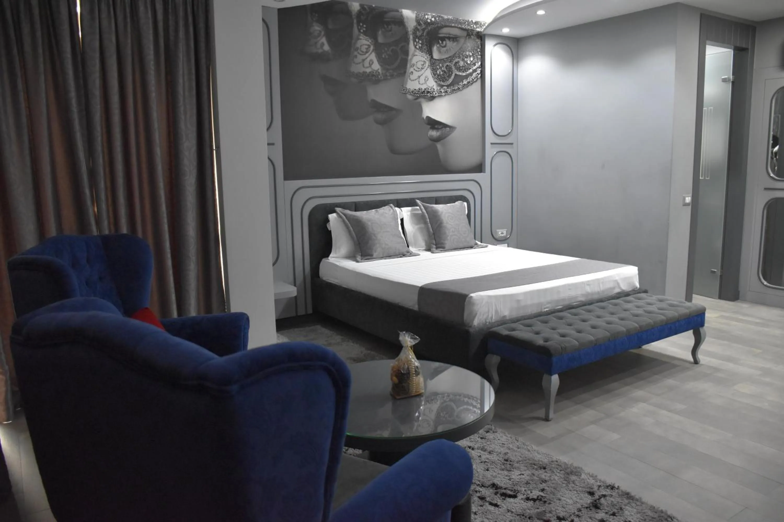 Bedroom, Bed in New W Hotel