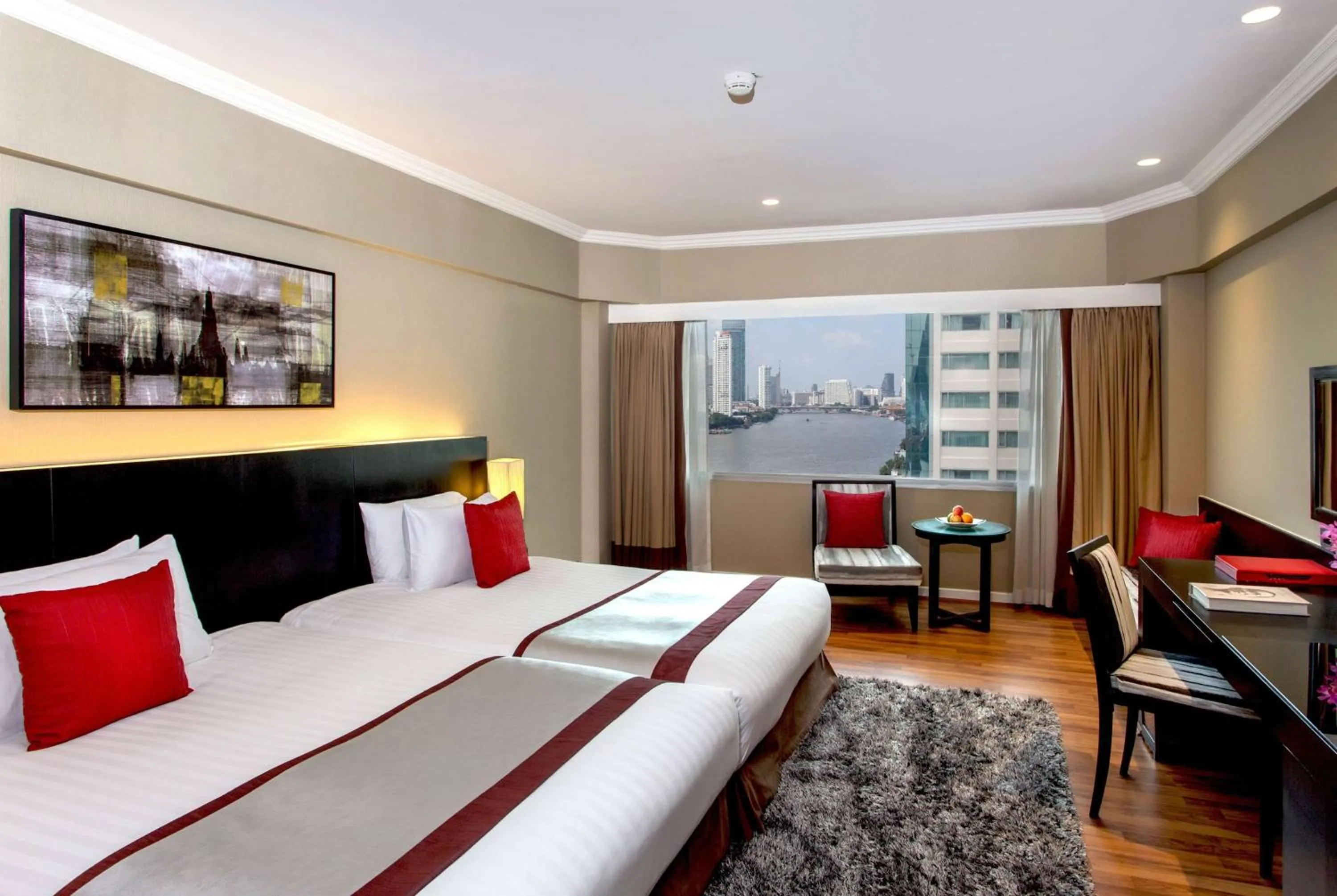 Photo of the whole room, Bed in Ramada Plaza by Wyndham Bangkok Menam Riverside
