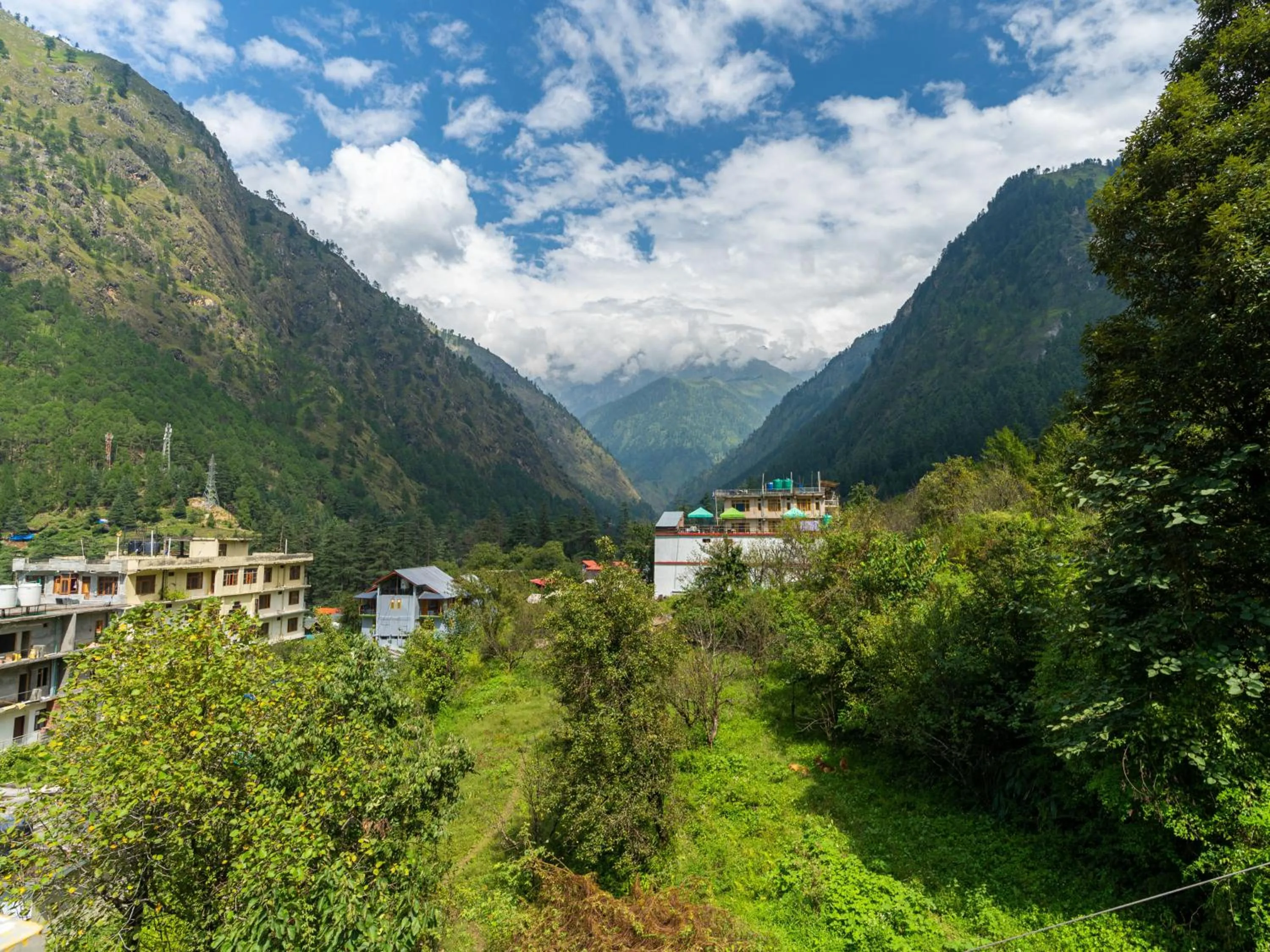 Day in The Hosteller Kasol