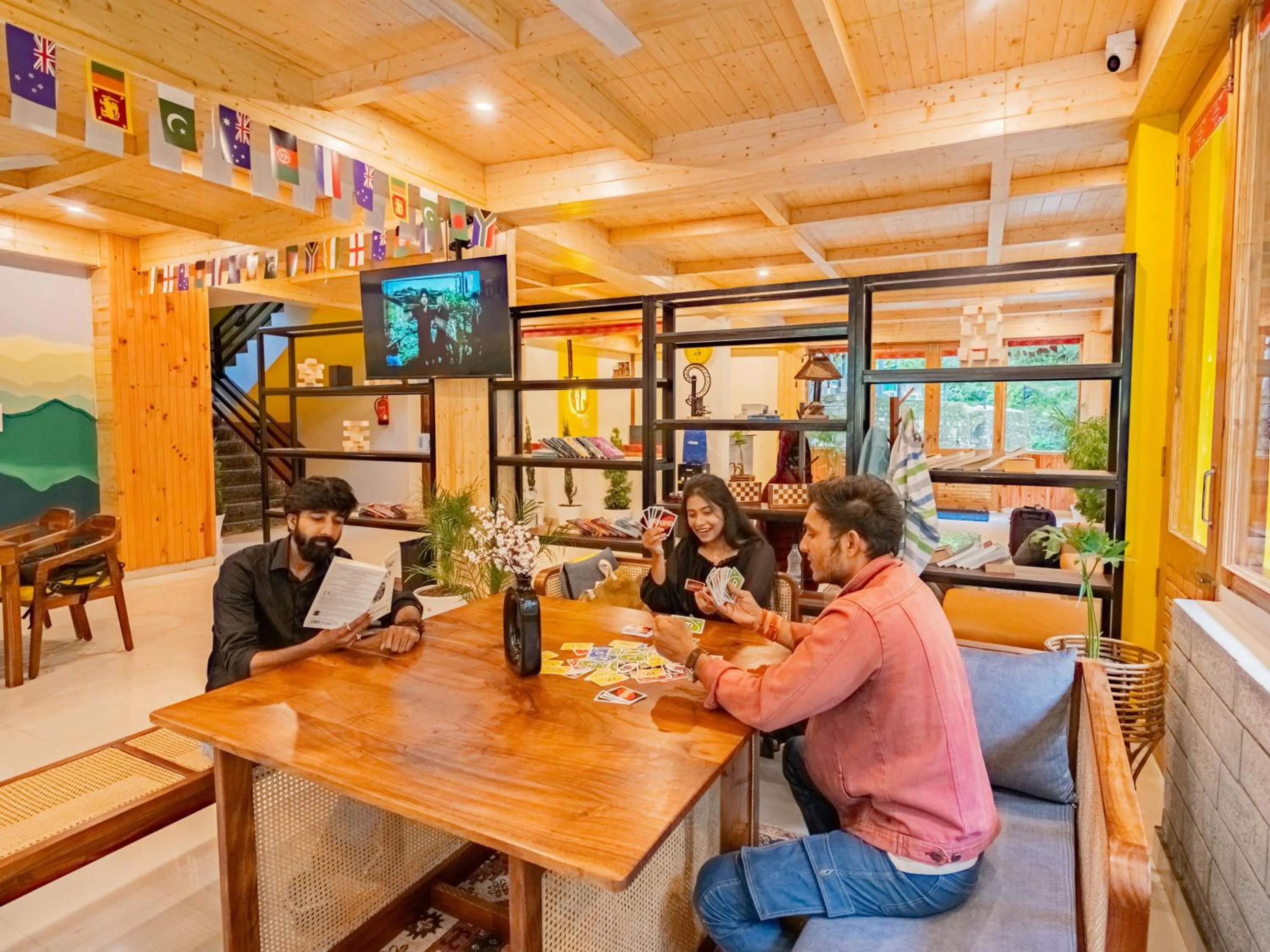Restaurant/places to eat in The Hosteller Kasol