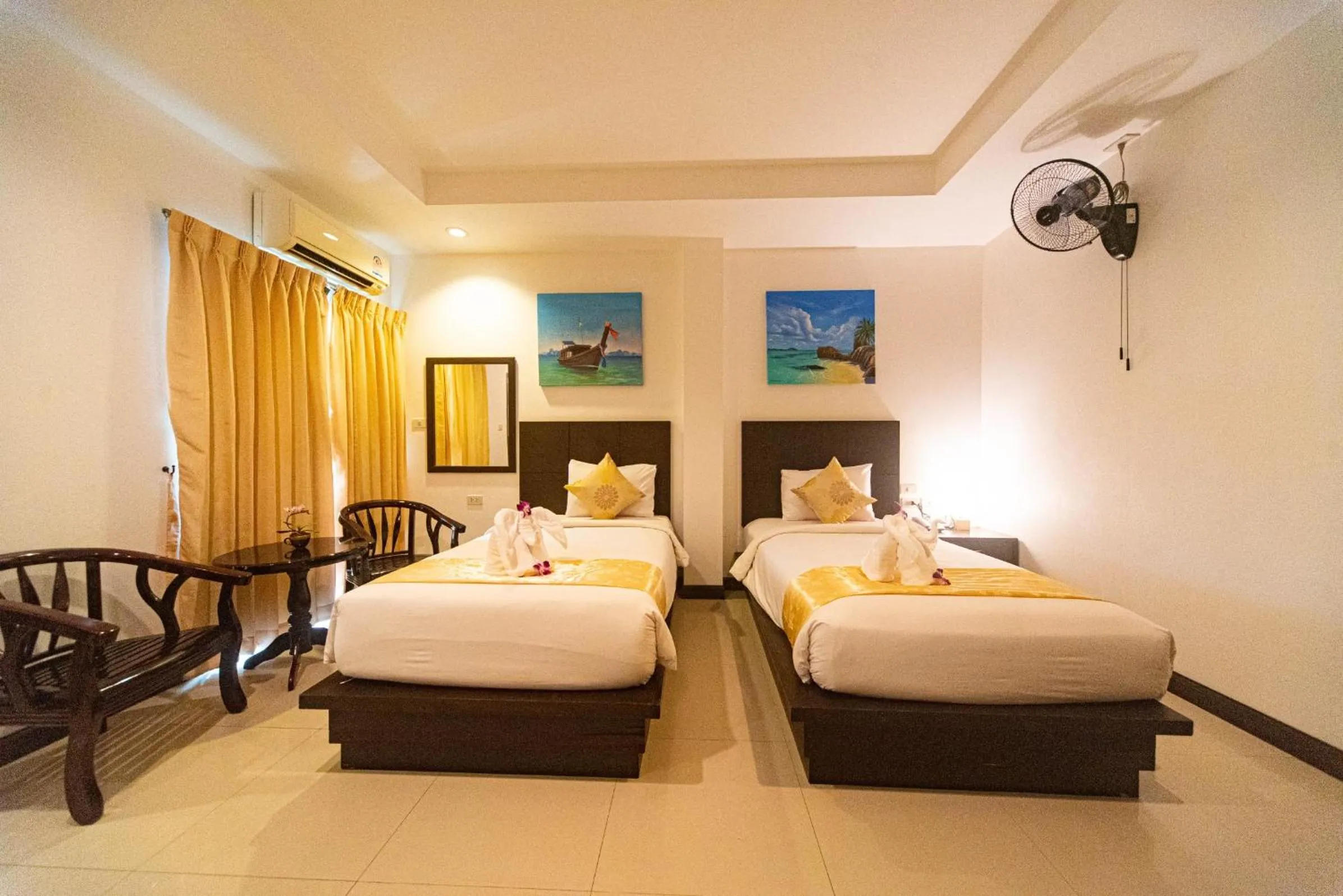 Bed in Q Victory Patong Hotel