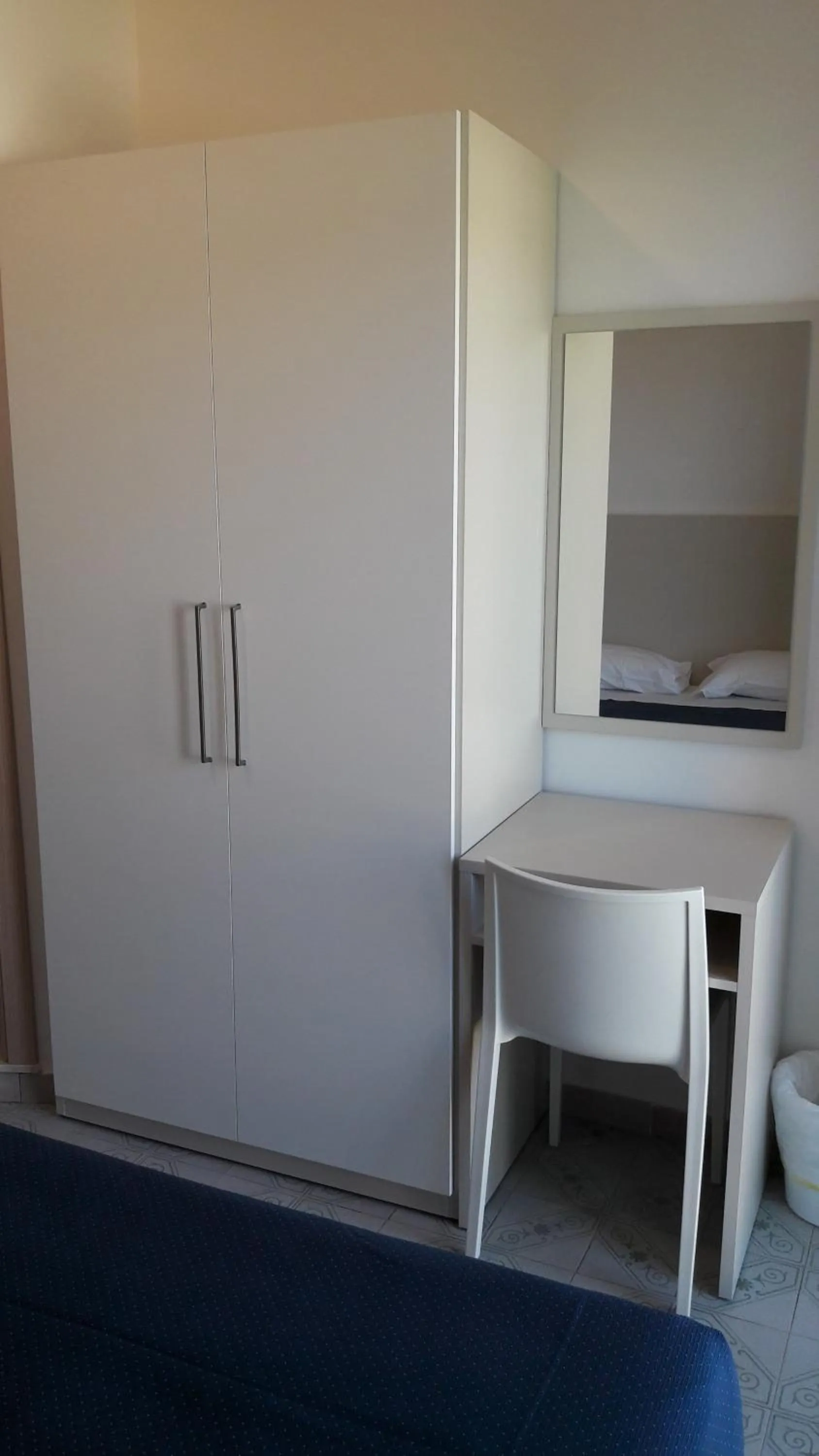 Photo of the whole room in B&B - Meuble' - Hotel " CORDIALE "