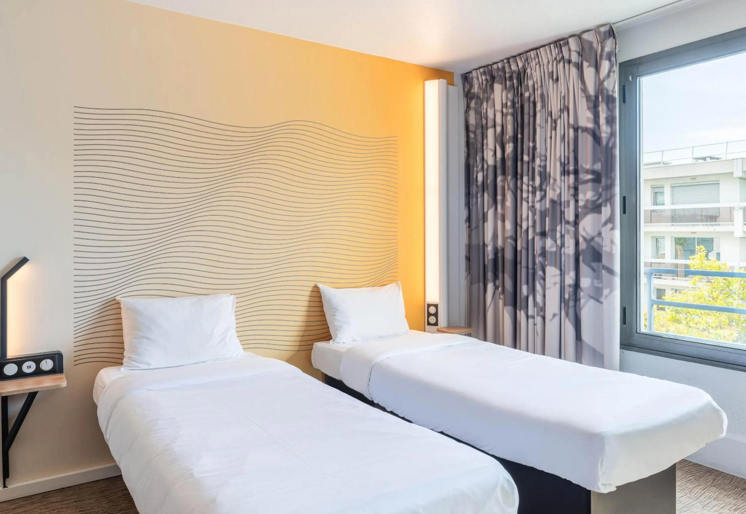 Bedroom, Bed in B&B HOTEL Lyon Centre Part-dieu Gambetta