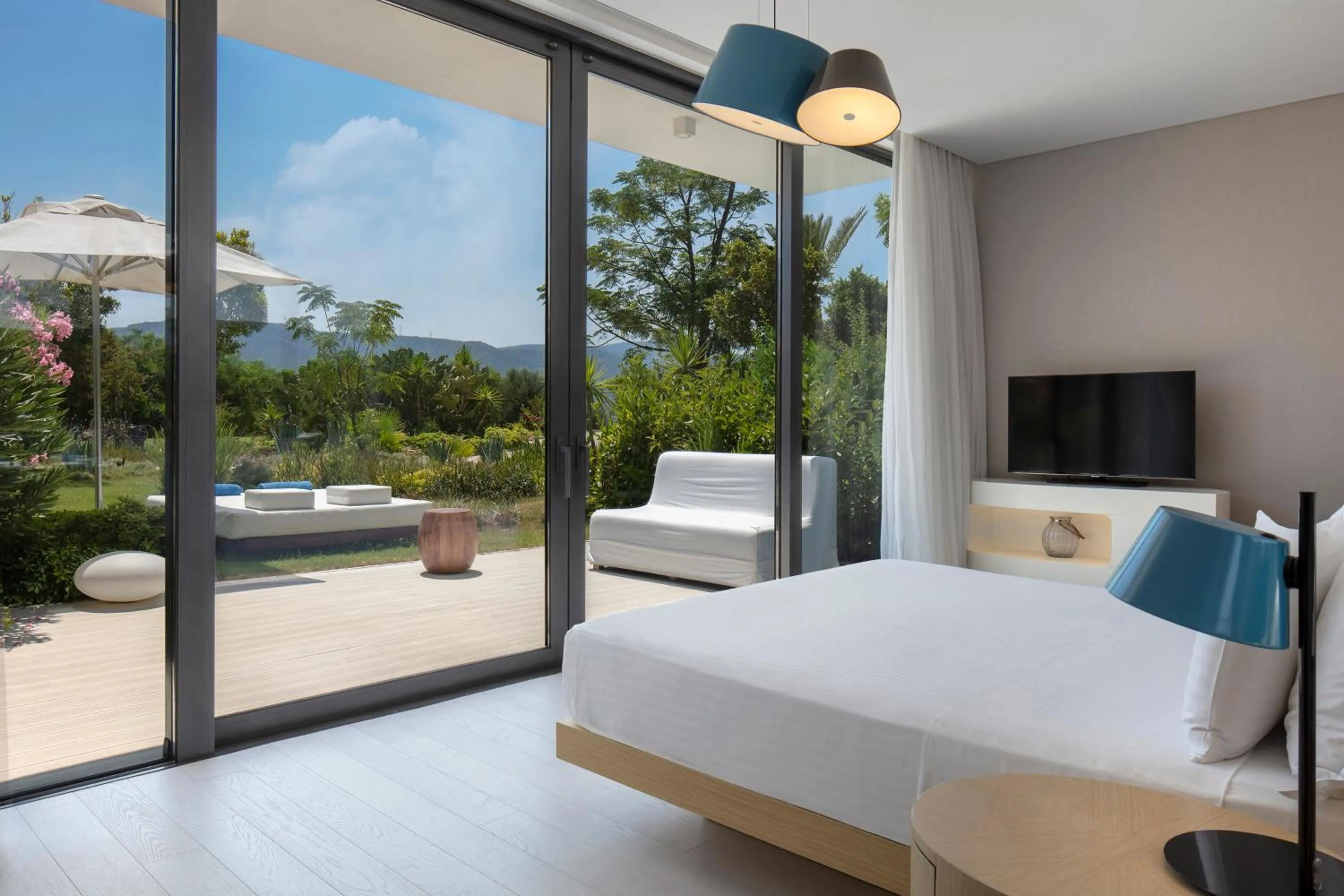 Bed in Susona Bodrum, LXR Hotels & Resorts