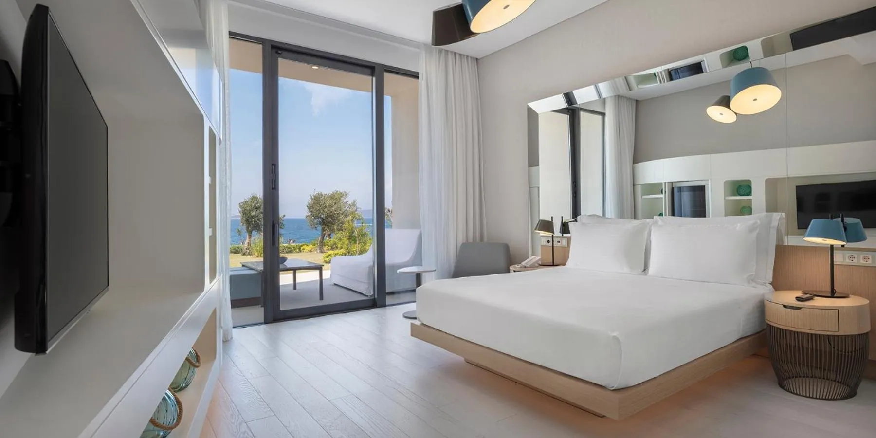 Bed in Susona Bodrum, LXR Hotels & Resorts