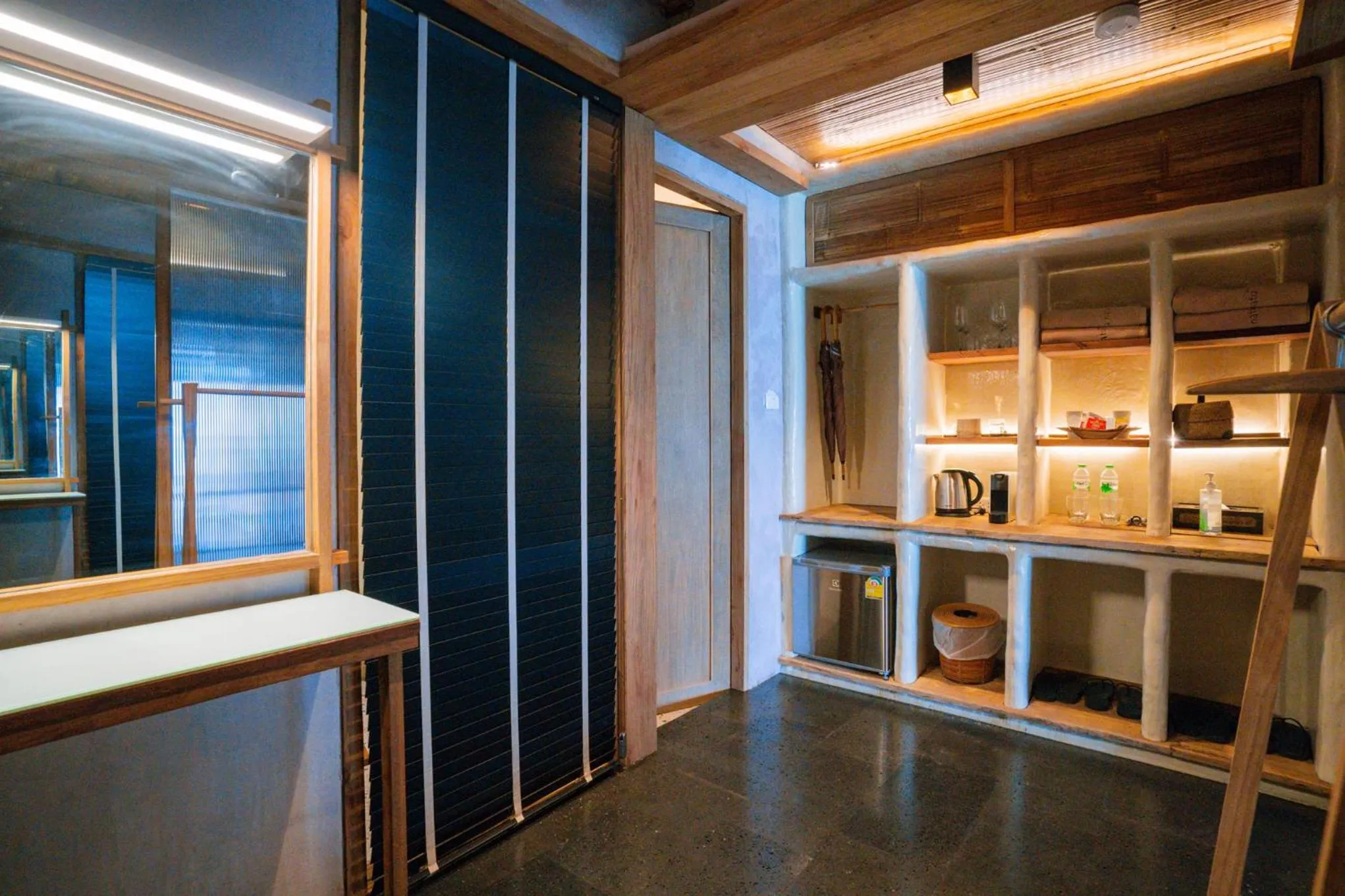 minibar in LA A NATU Sam Roi Yot