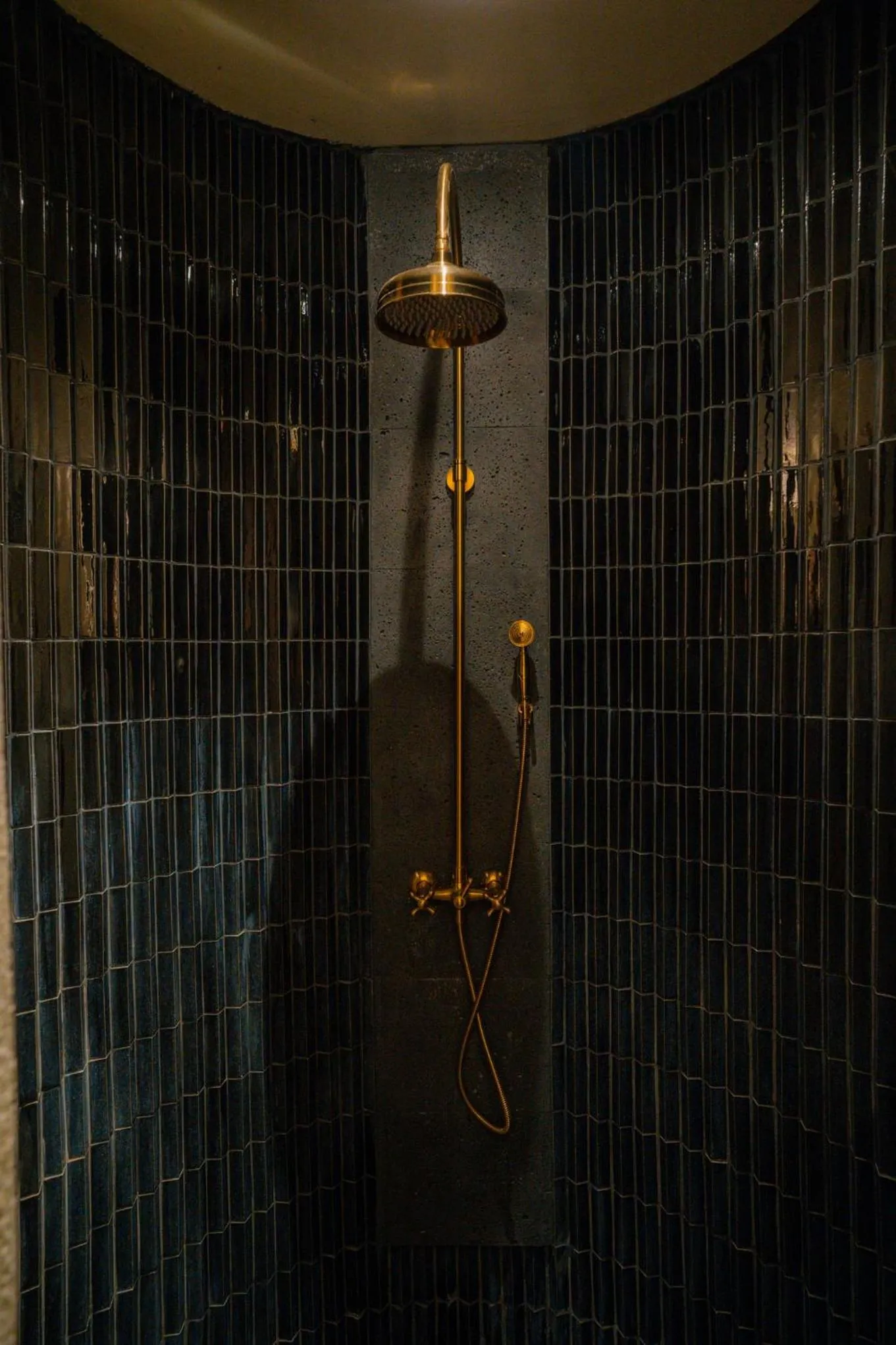 Public Bath in LA A NATU Sam Roi Yot