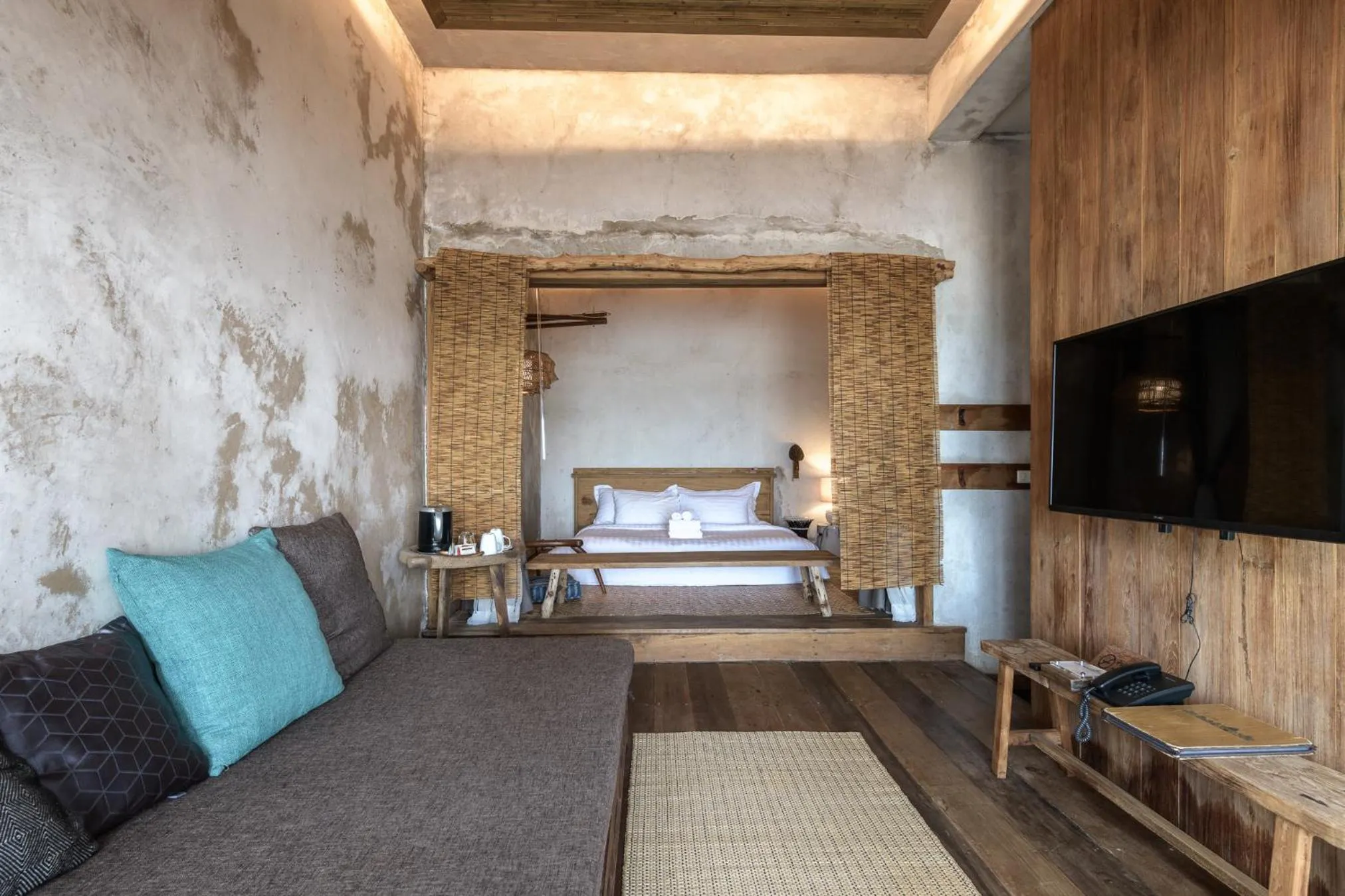 Bed in LA A NATU Sam Roi Yot