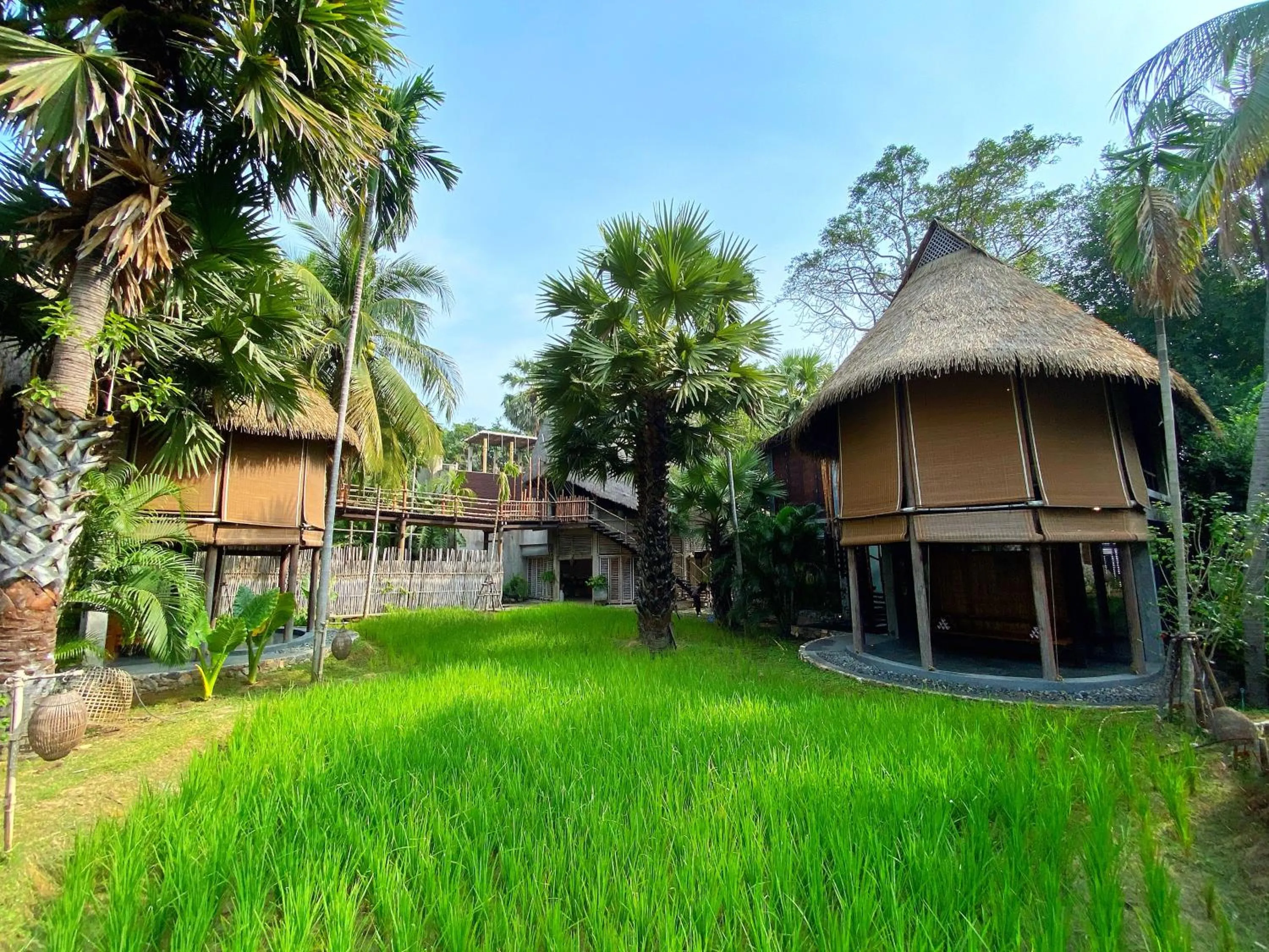 Property building in LA A NATU Sam Roi Yot