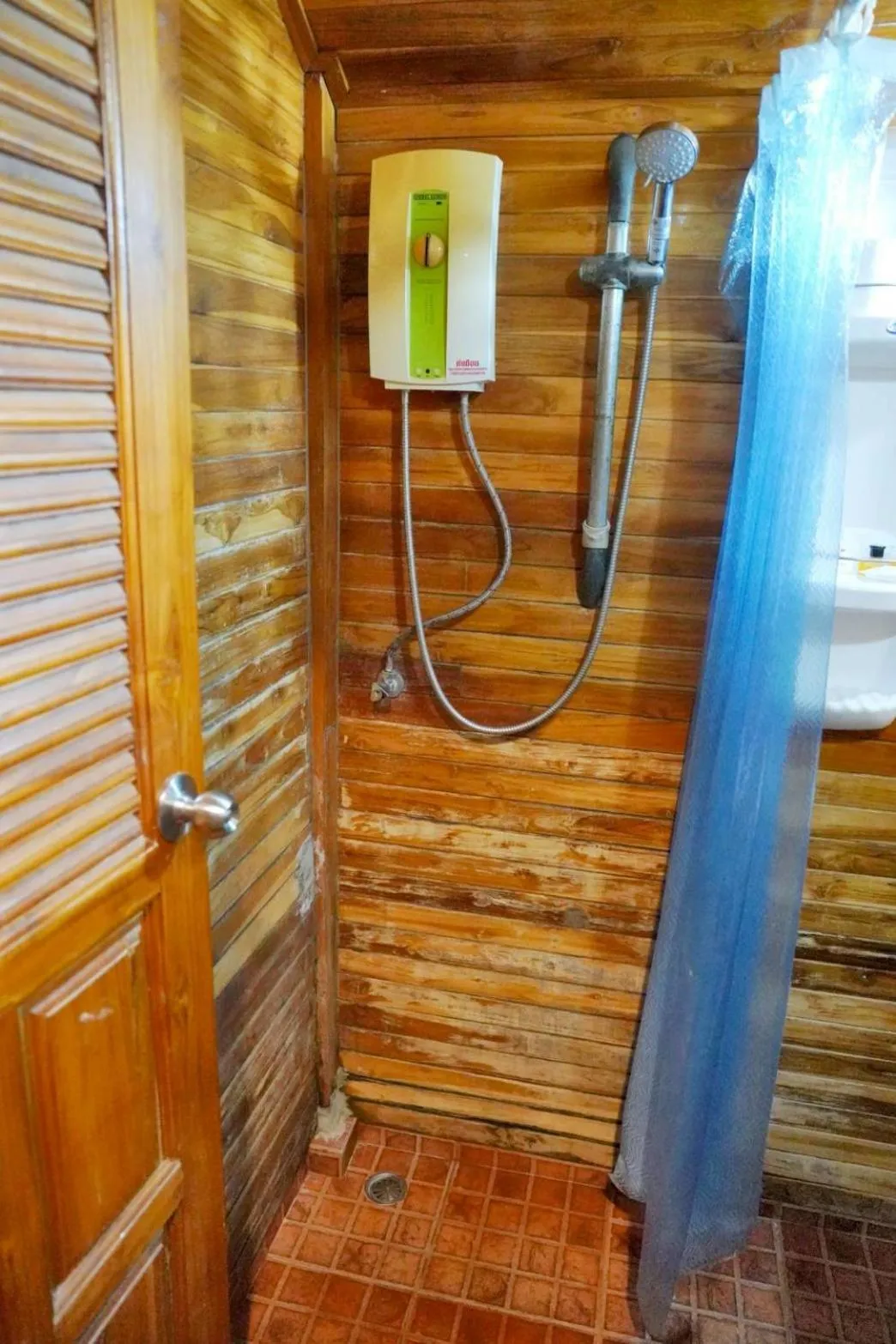 Basaya Beach Hotel & Resort