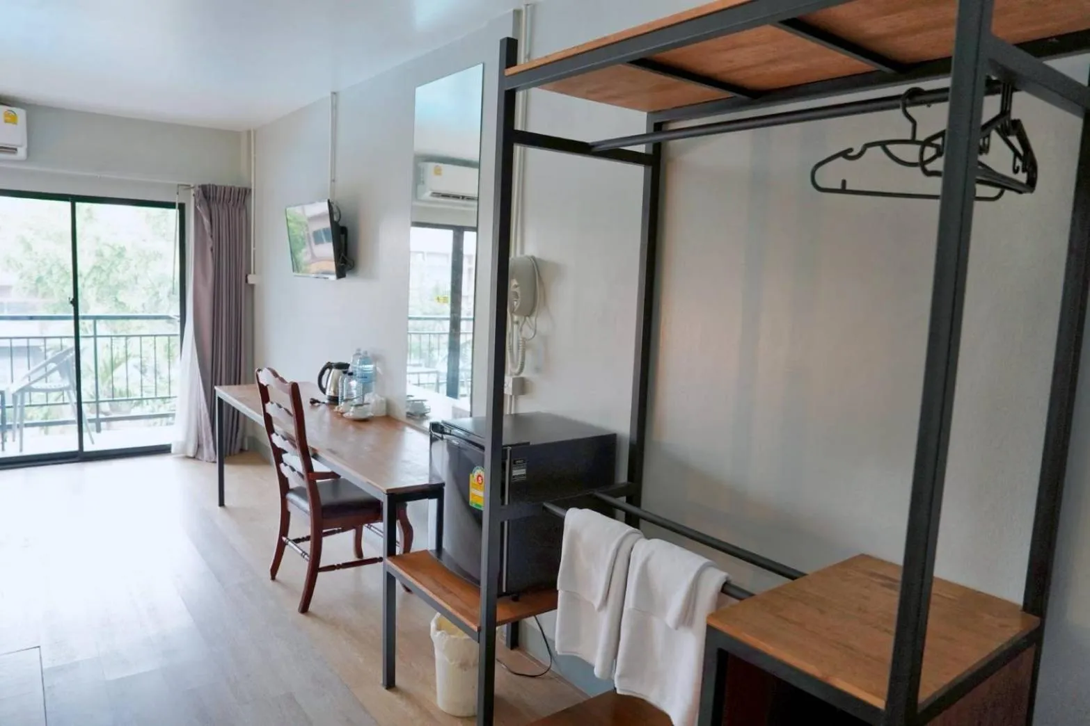 Basaya Beach Hotel & Resort