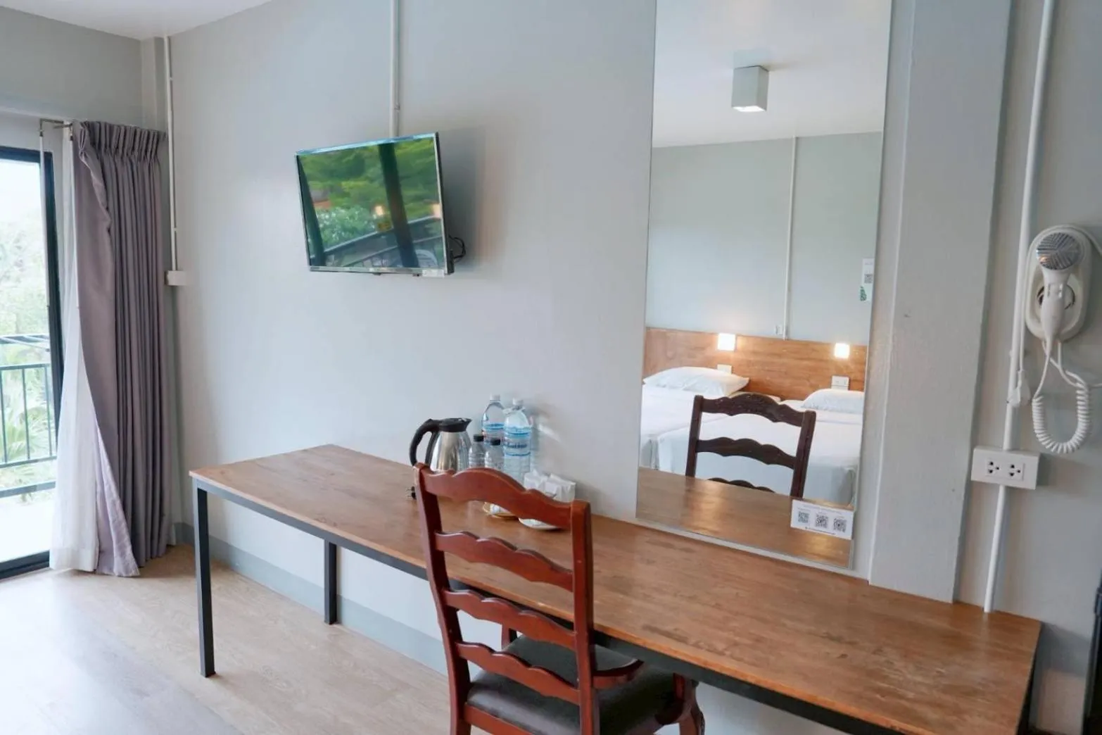 Basaya Beach Hotel & Resort