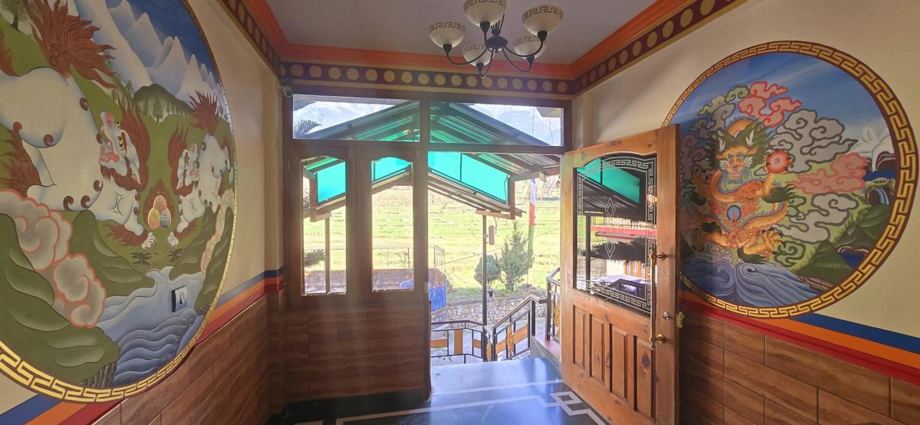 Lobby or reception in Hotel Samdupling Himalayan Brothers