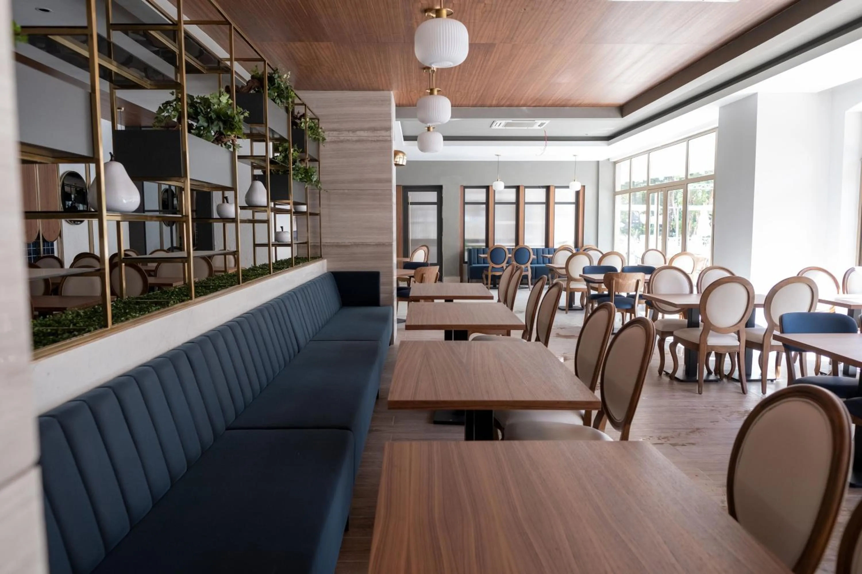 Restaurant/places to eat in Side Village Family Suite - All Inclusive