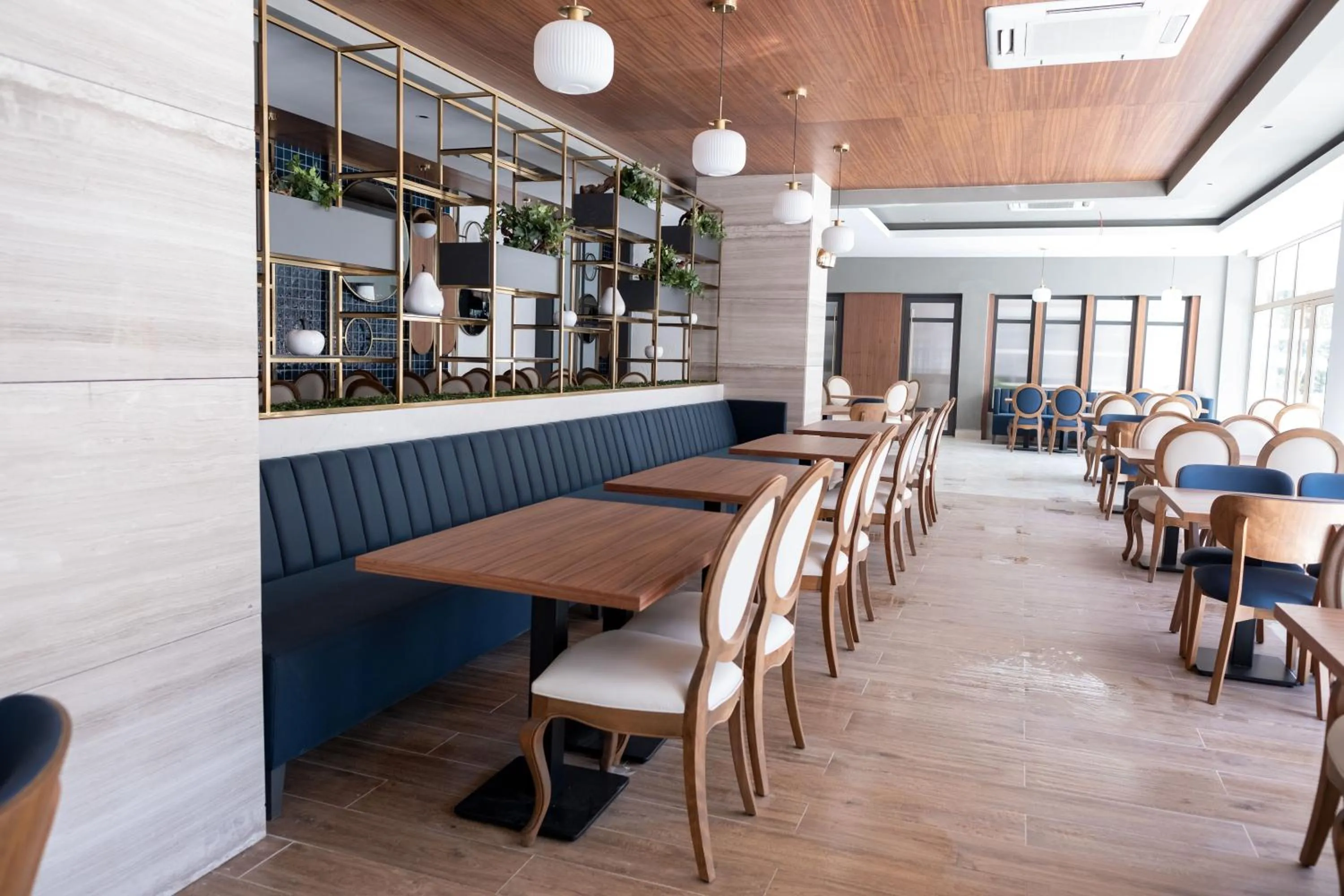 Restaurant/places to eat in Side Village Family Suite - All Inclusive