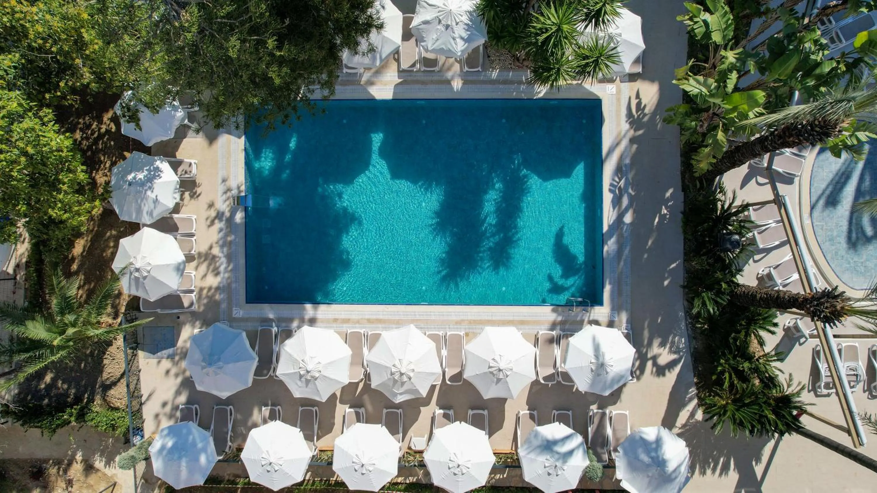 Swimming pool in Side Village Family Suite - All Inclusive