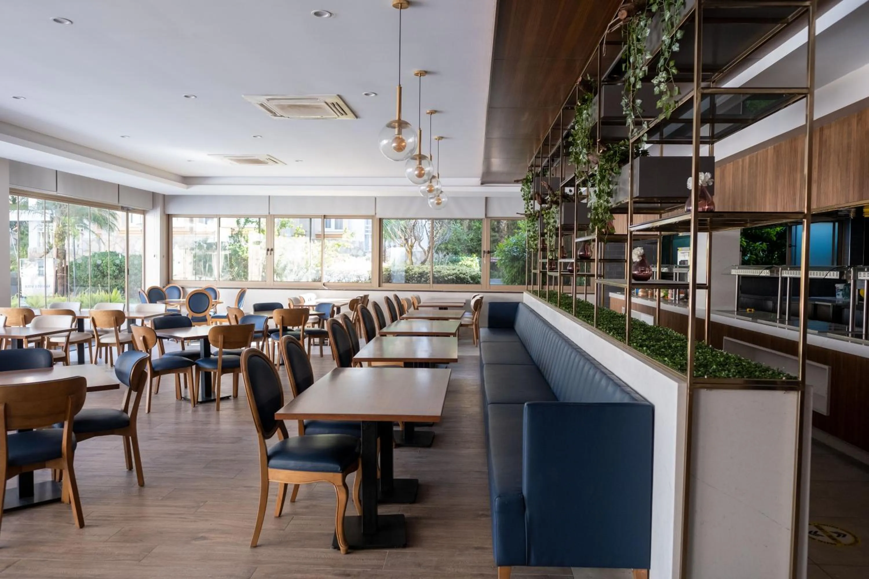 Restaurant/places to eat in Side Village Family Suite - All Inclusive