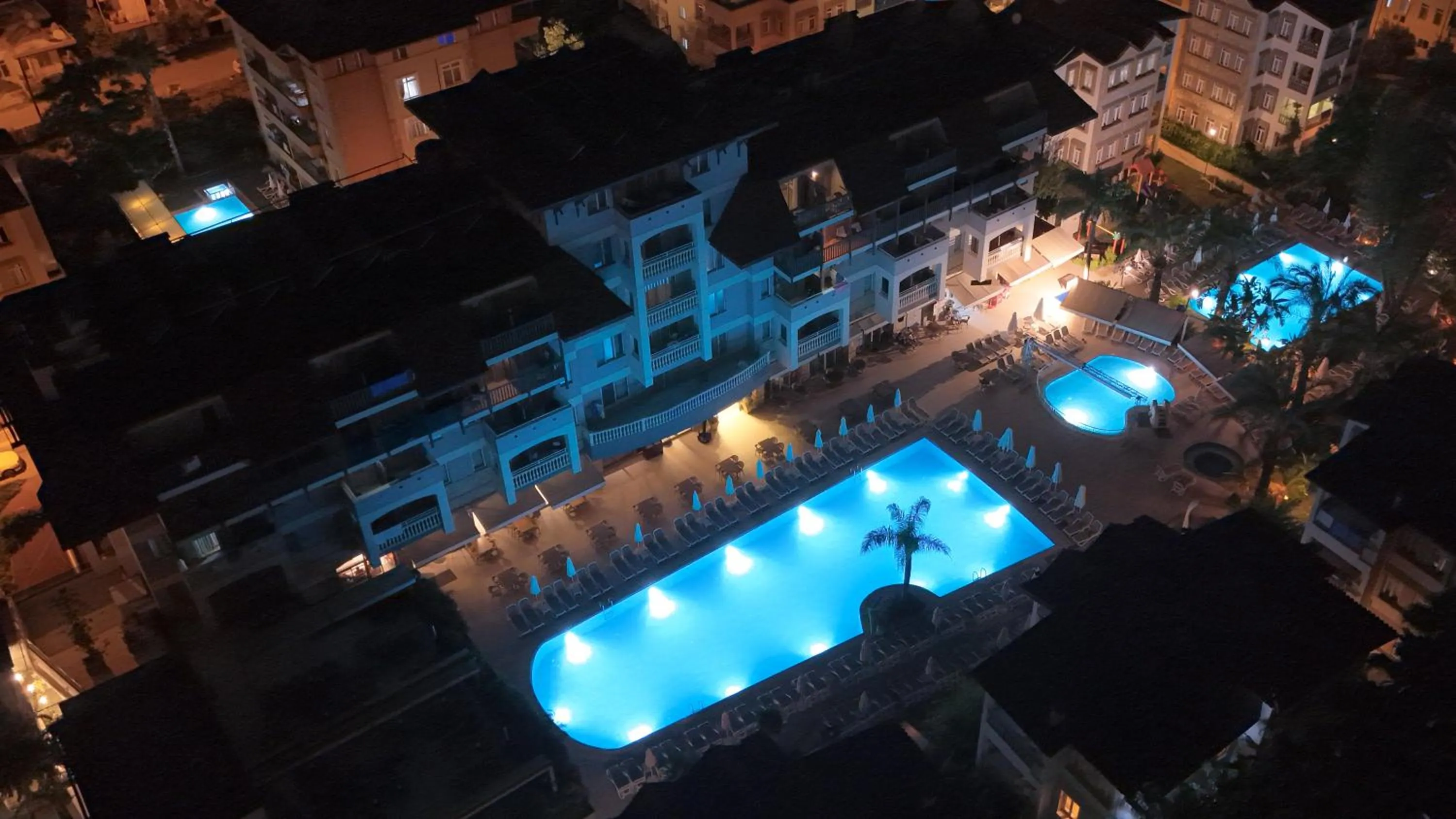 Swimming pool in Side Village Family Suite - All Inclusive