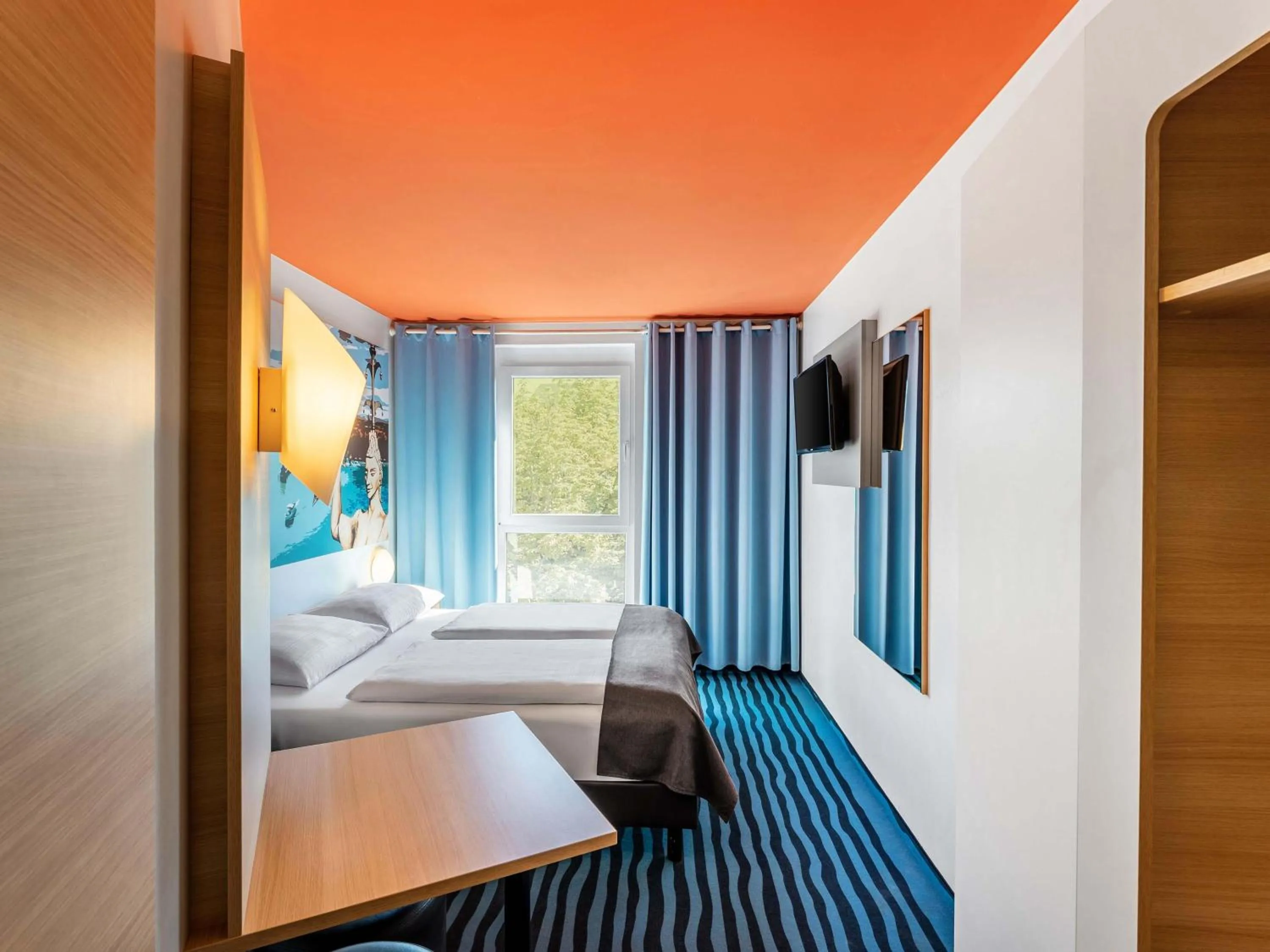 Bed in B&B Hotel Konstanz