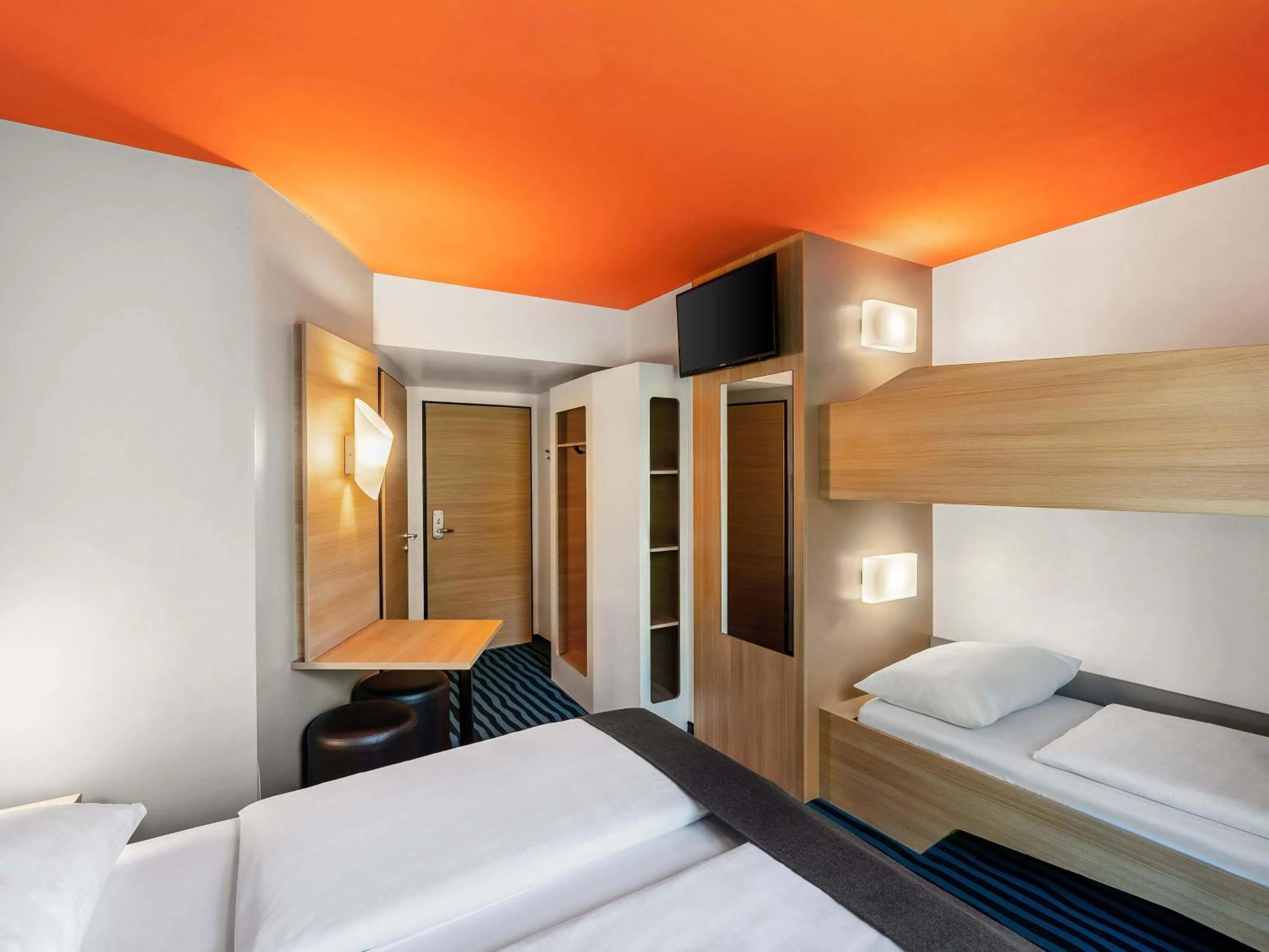 Bed in B&B Hotel Konstanz