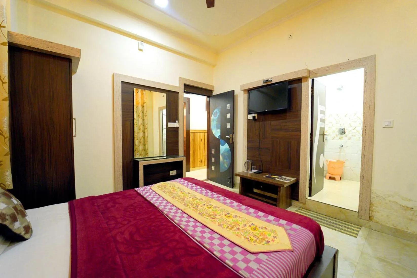 Bed in Hotel Nature's View