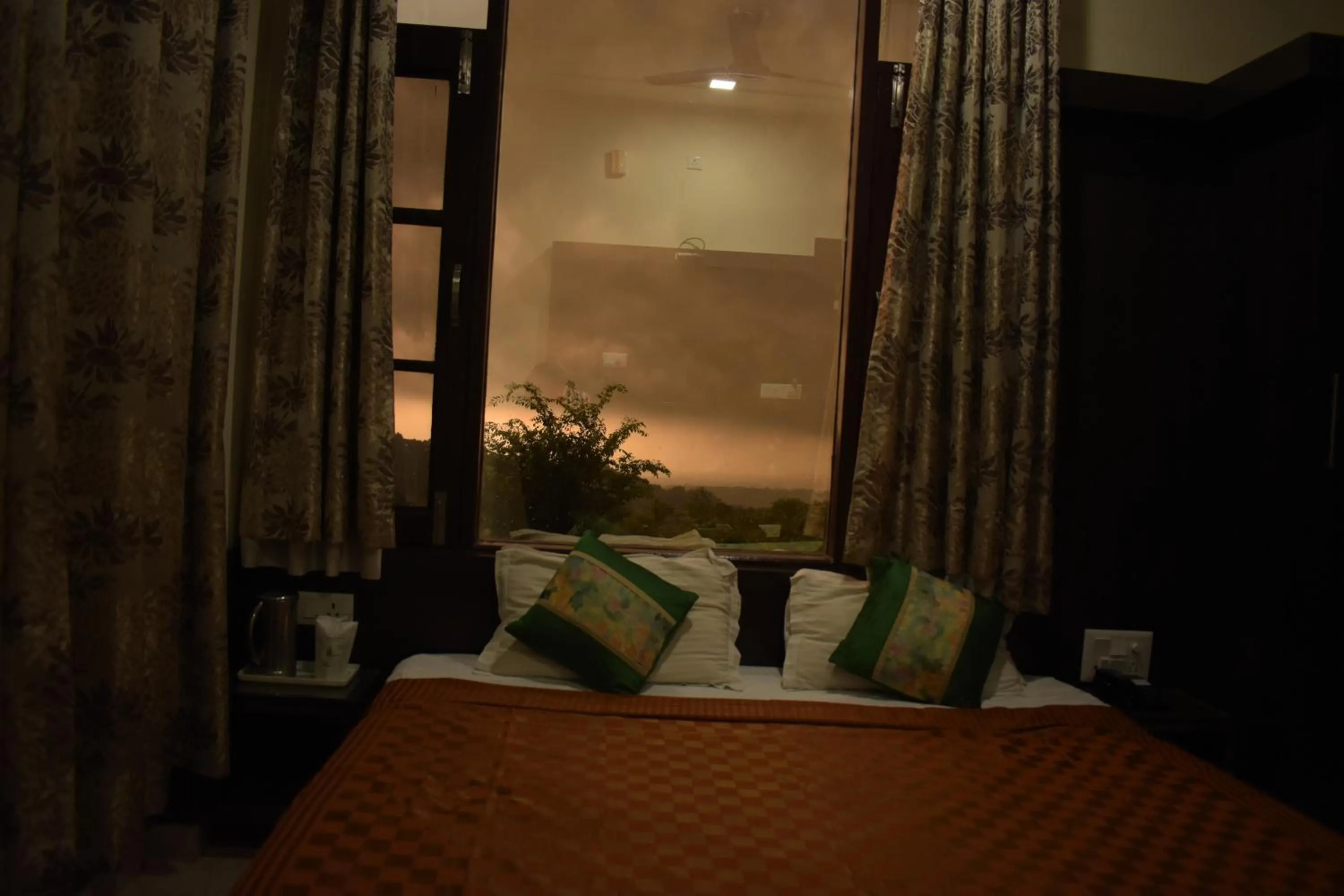 Bed in Hotel Nature's View